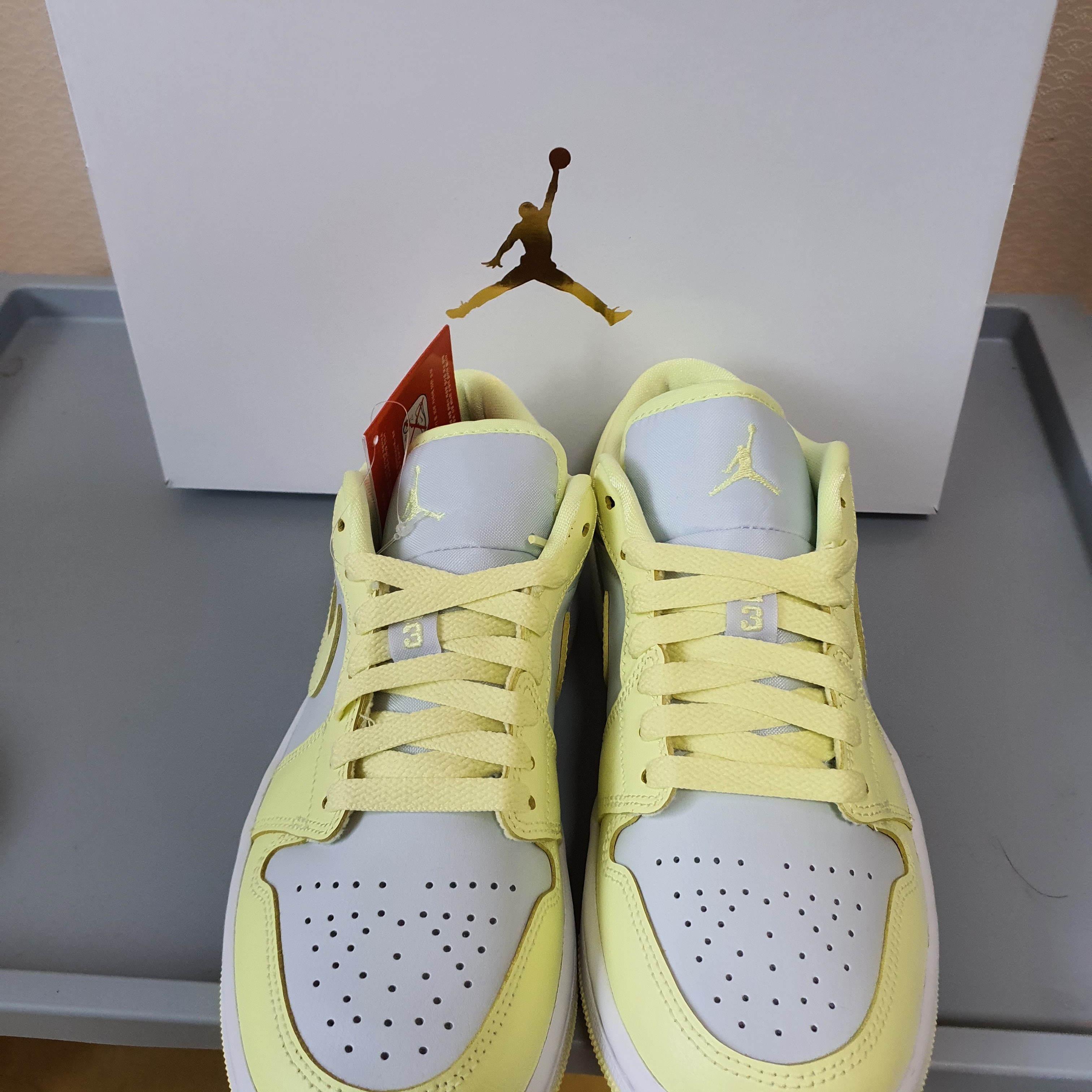 (W) Jordan 1 Low Citron Tint 착용 스타일 - 2