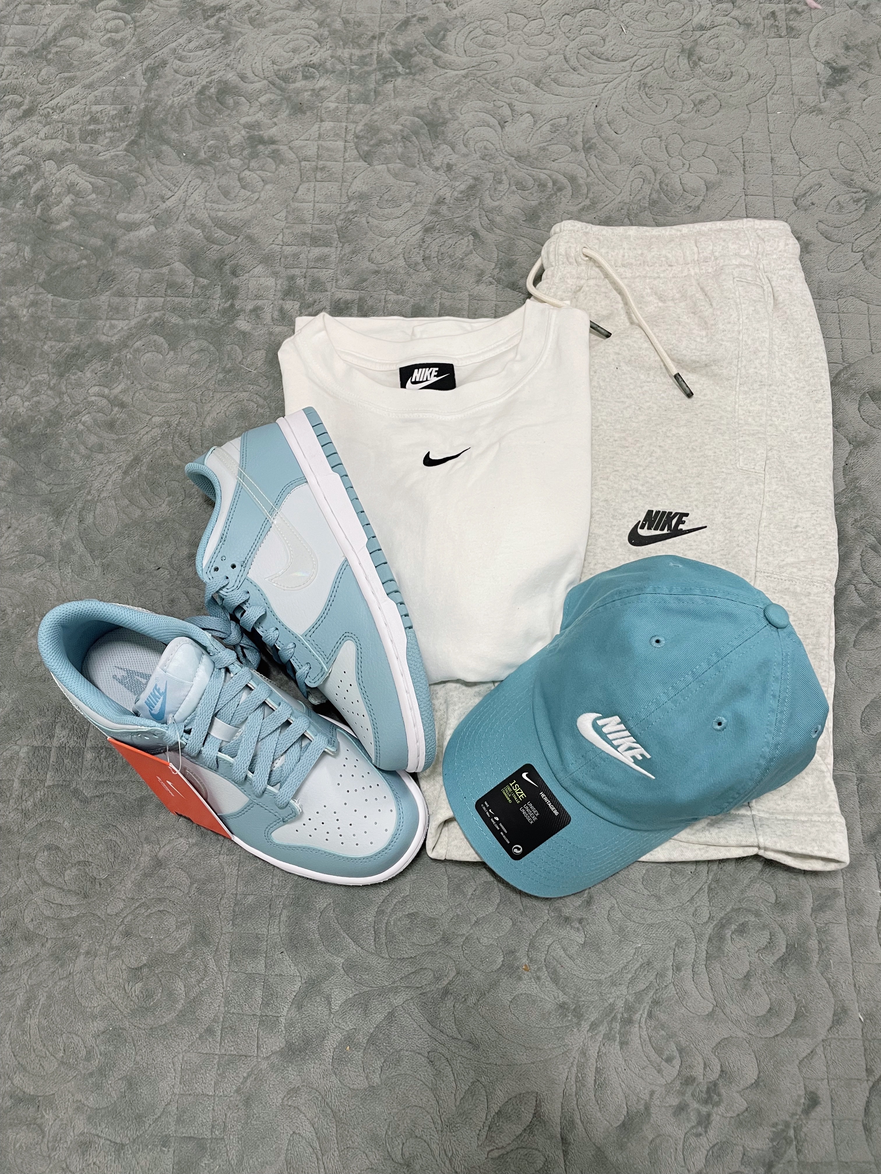 (GS) Nike Dunk Low Aura 착용 스타일 - 2