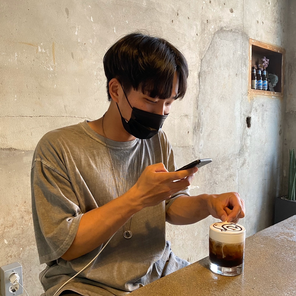 KREAM 프로필 이미지