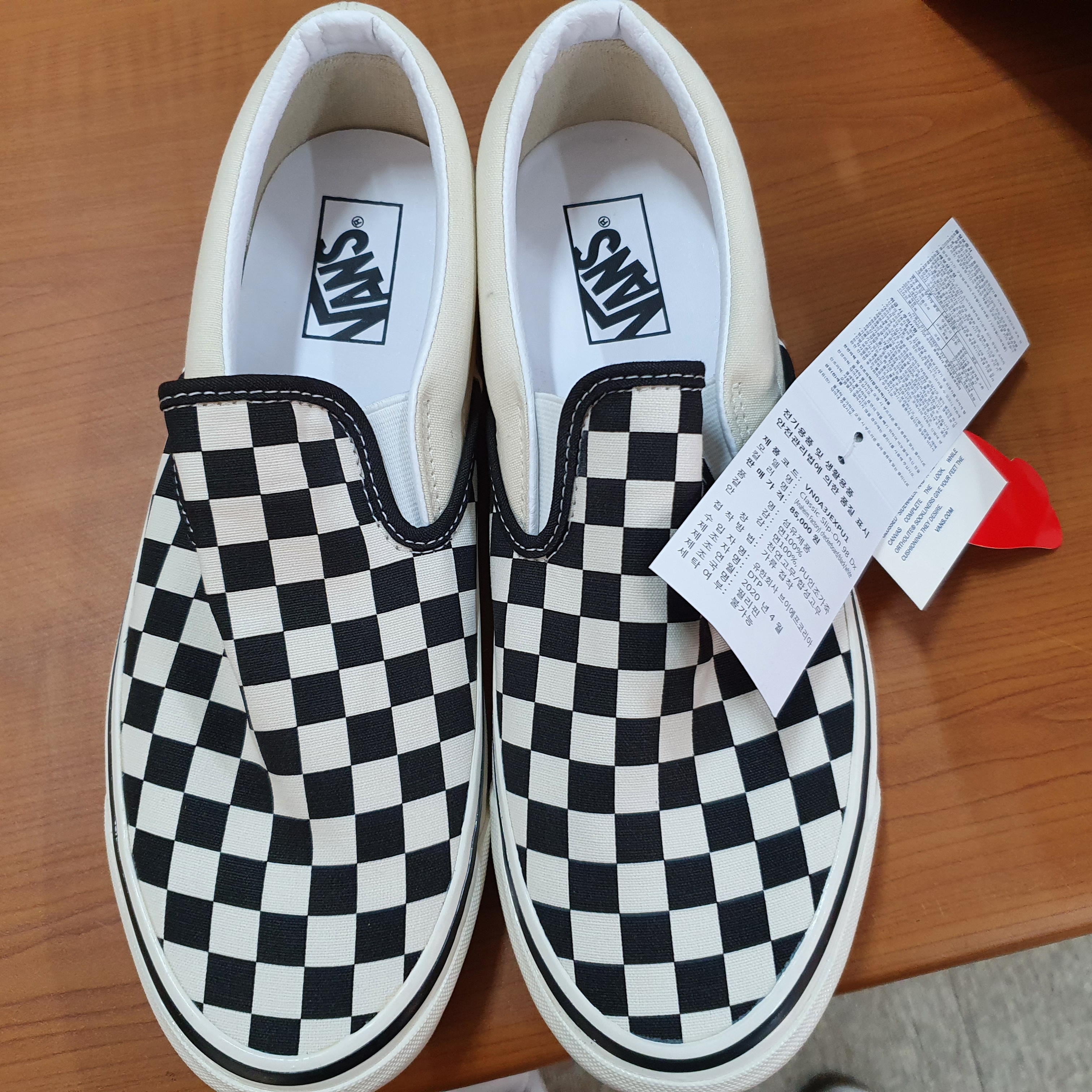 Vans Slip-On 98 DX Anaheim Factory Classic Checkerboard 착용 스타일 - 2