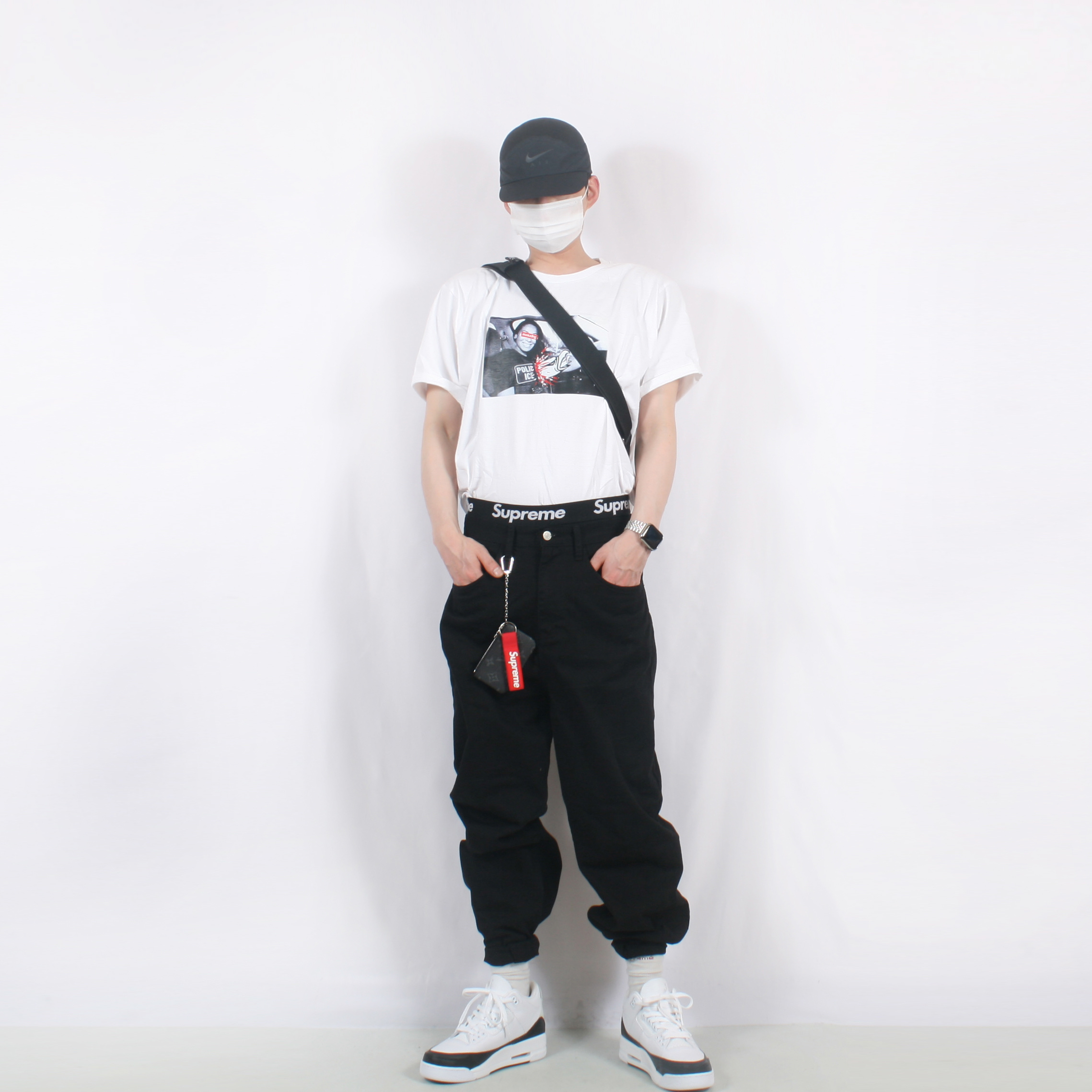 Supreme Hanes Boxer Briefs Black (4 Pack), Jordan 3 x Fragment Retro SP White Black 착용 스타일 - 1