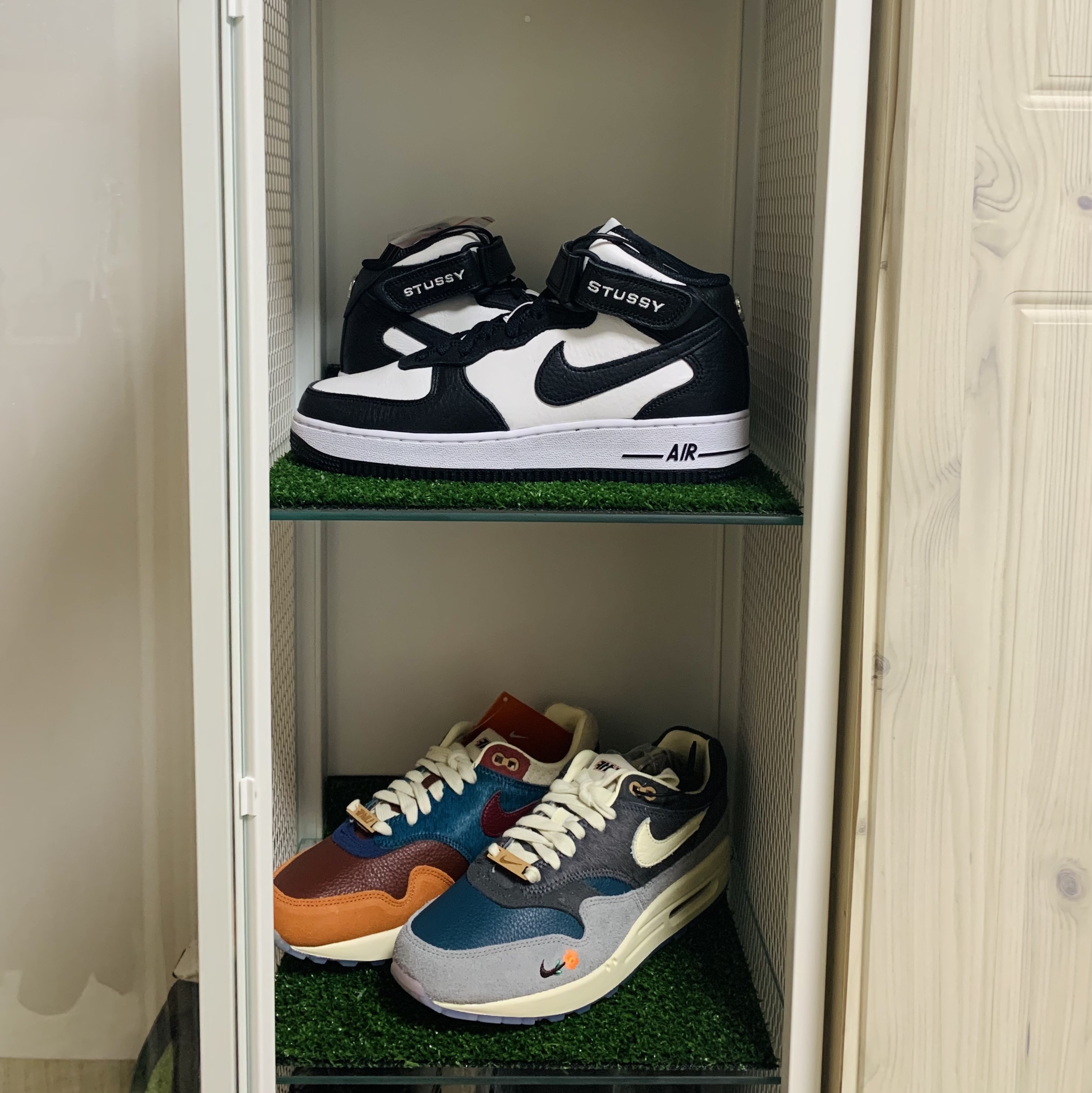 Nike x Kasina Air Max 1 SP Won-Ang Orange, Nike x Kasina Air Max 1 SP Won-Ang Particle Grey 착용 스타일 - 2