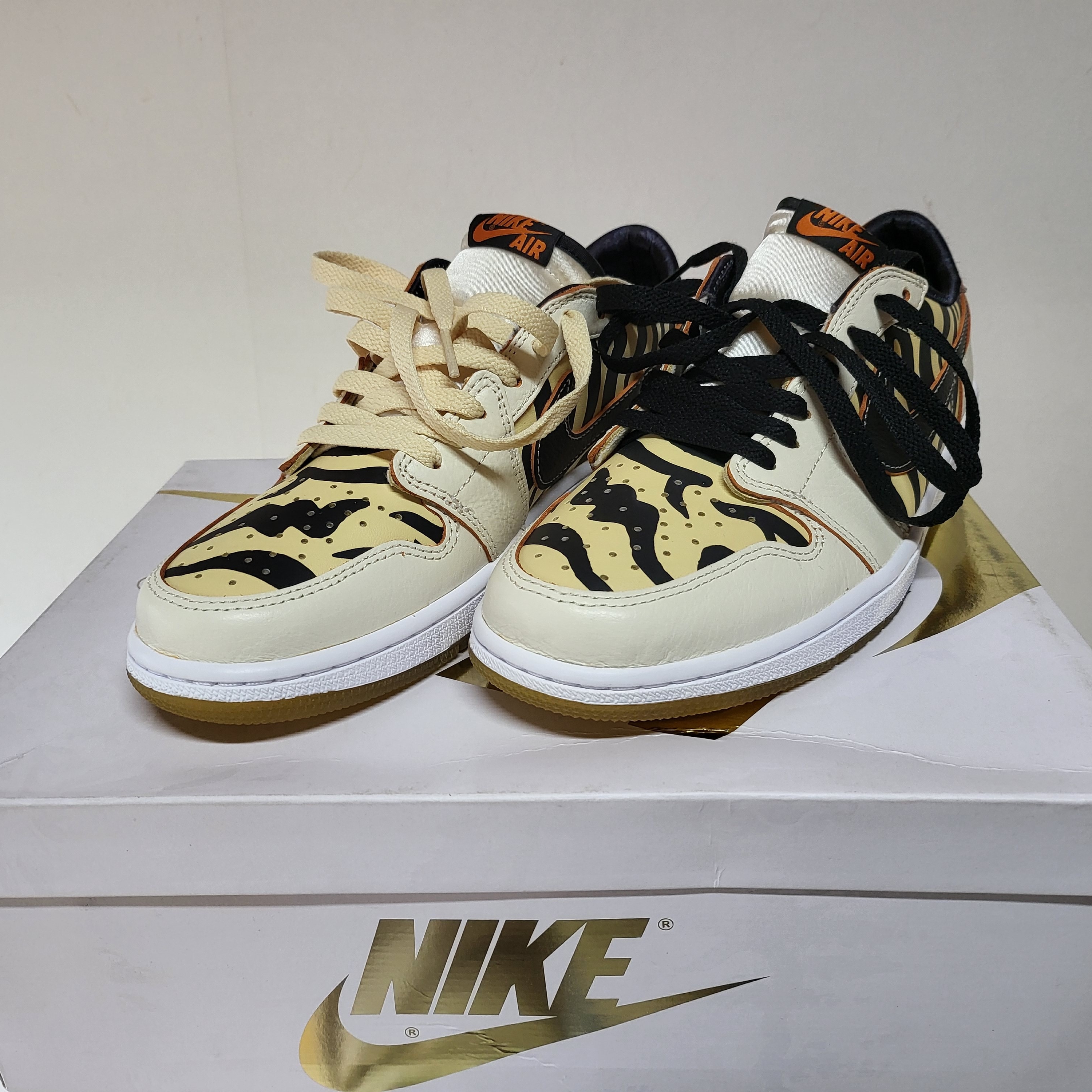 Jordan 1 Retro Low OG Year of the Tiger 착용 스타일 - 2