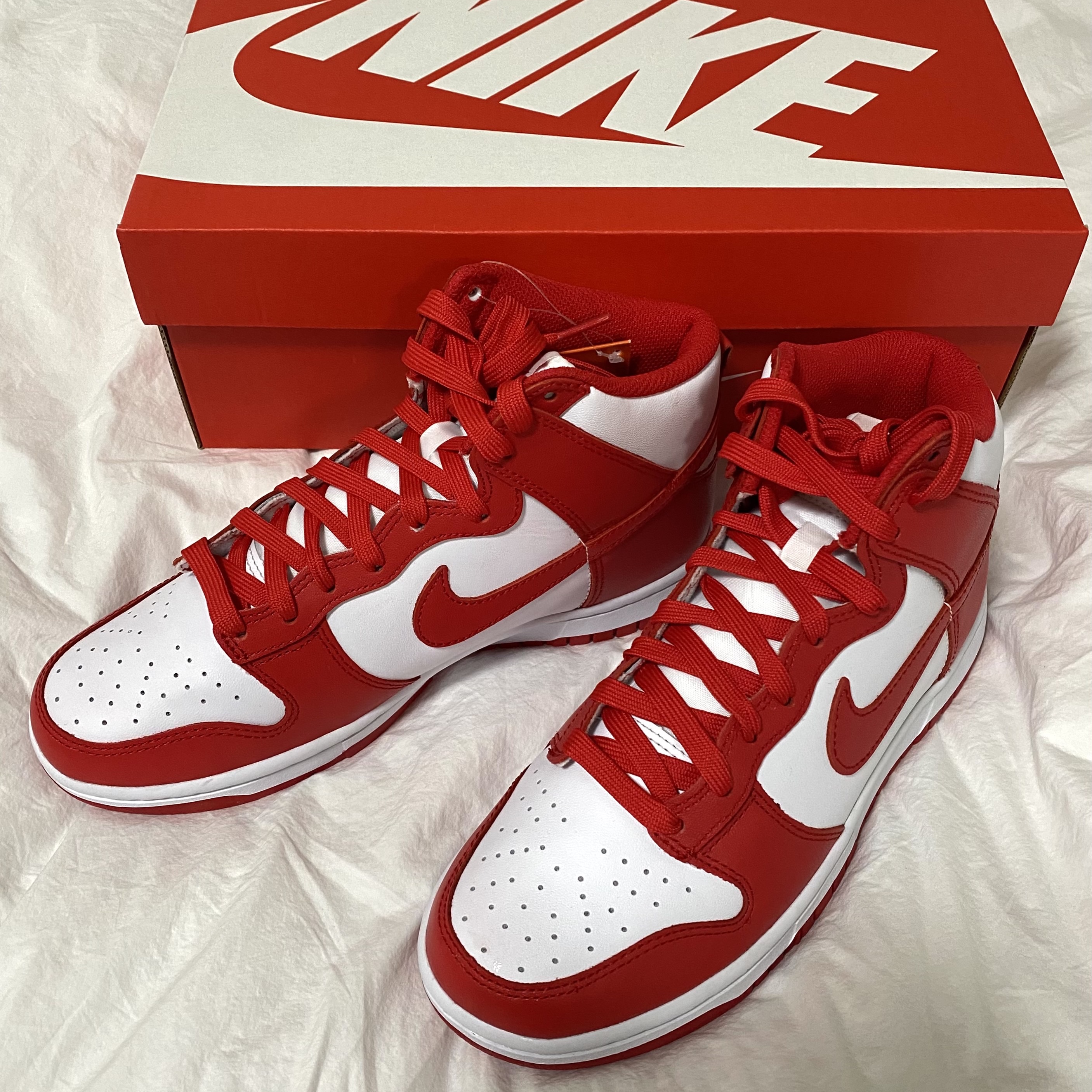 Nike Dunk High Retro Championship White and Red, (GS) Nike Dunk High Championship White and Red 착용 스타일 - 1