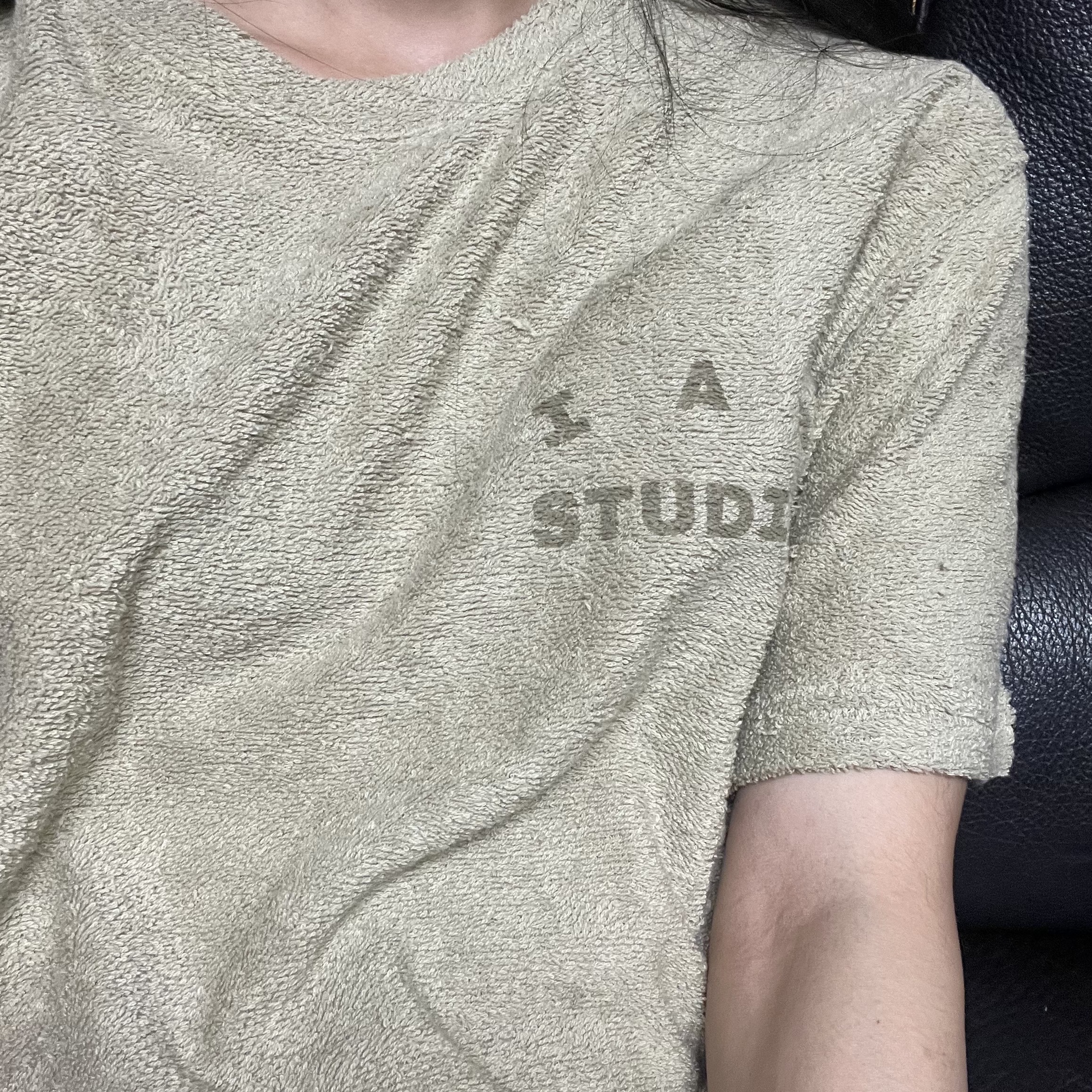 IAB Studio Towel T-Shirt Light Green 착용 스타일 - 3