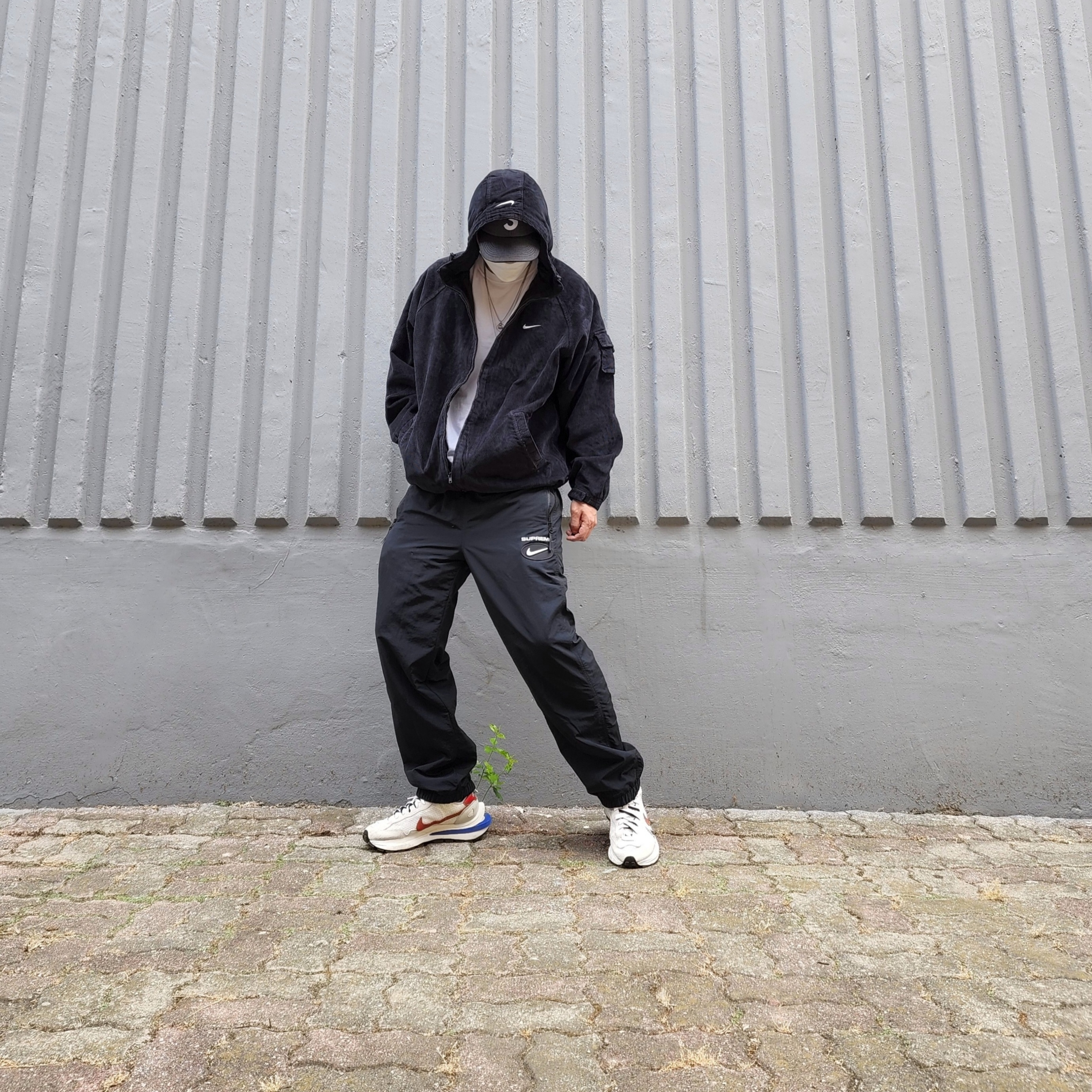 Supreme x Nike Arc Corduroy Hooded Jacket Black - 22SS, Supreme x Nike Jewel Reversible Ripstop Pants Black - 20FW 착용 스타일 - 1