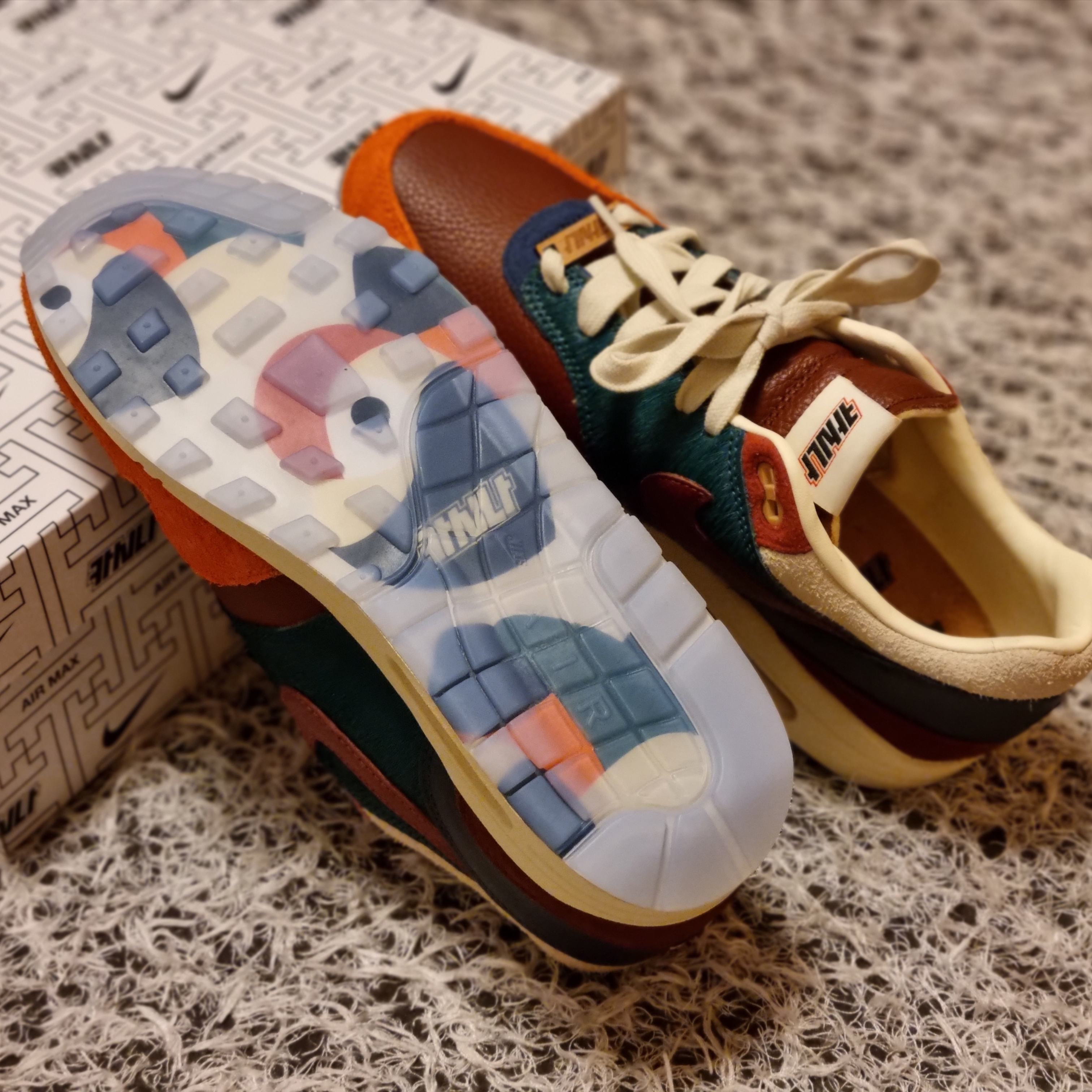 Nike x Kasina Air Max 1 SP Won-Ang Orange 착용 스타일 - 4