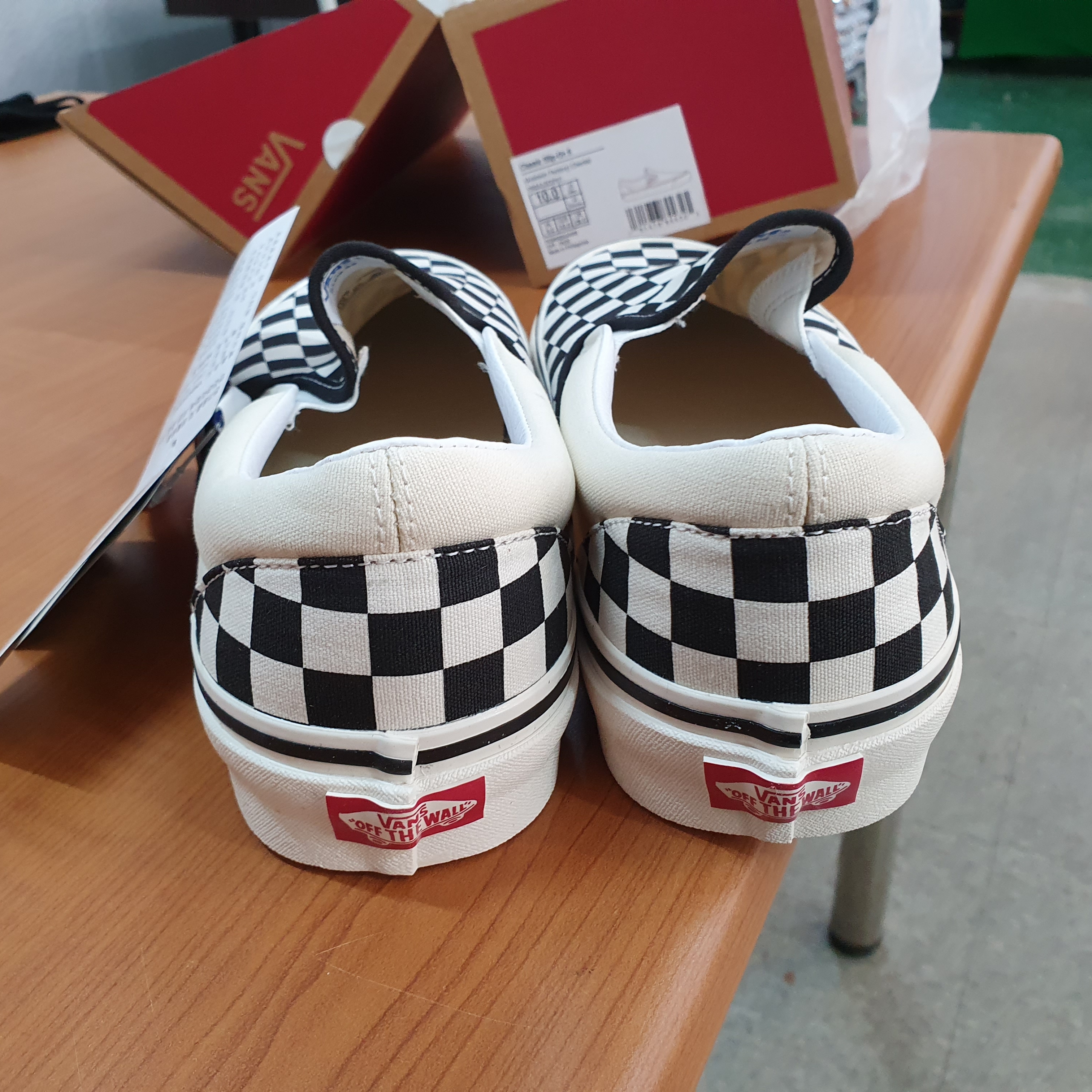 Vans Slip-On 98 DX Anaheim Factory Classic Checkerboard 착용 스타일 - 4