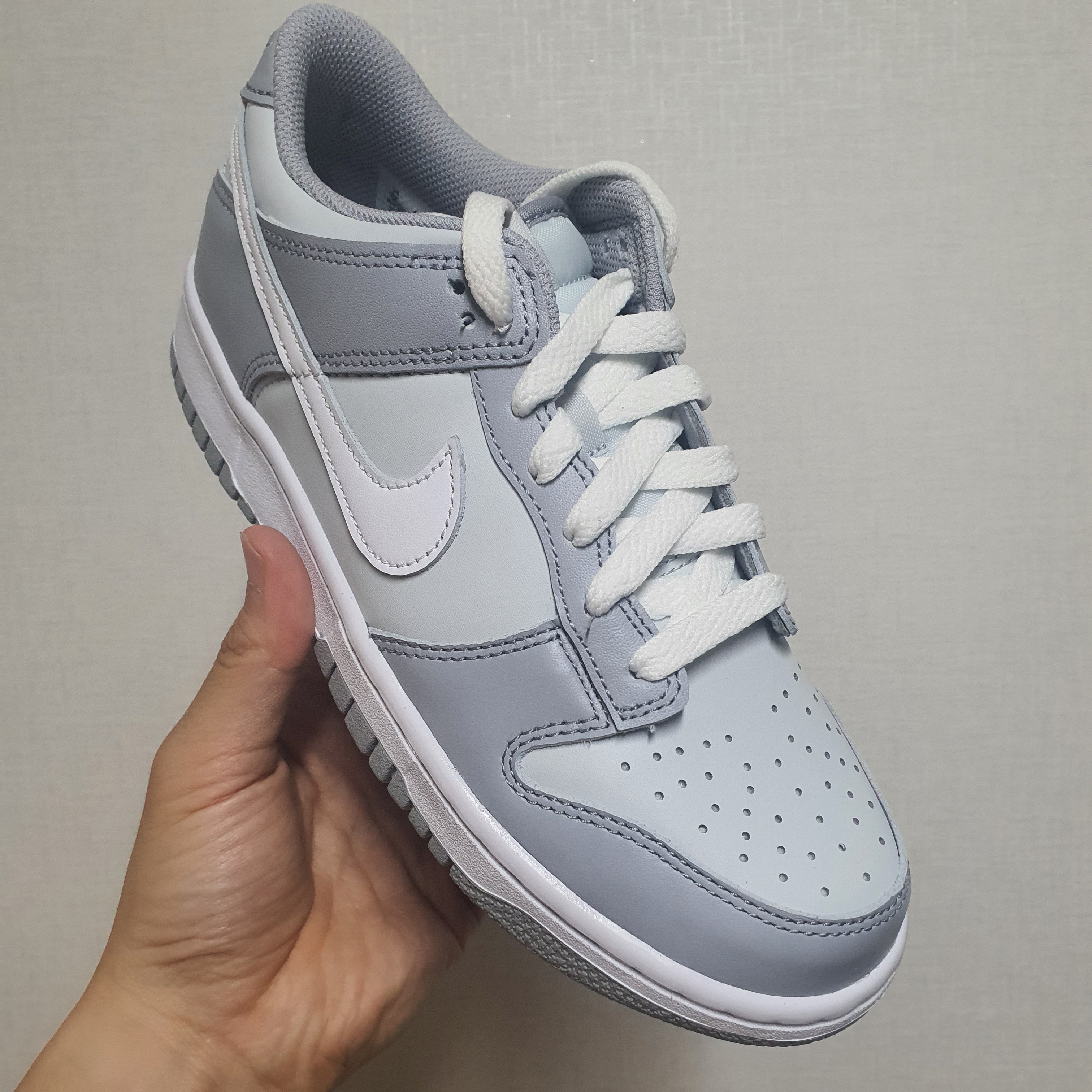 Nike Dunk Low Retro Wolf Grey 착용 스타일
