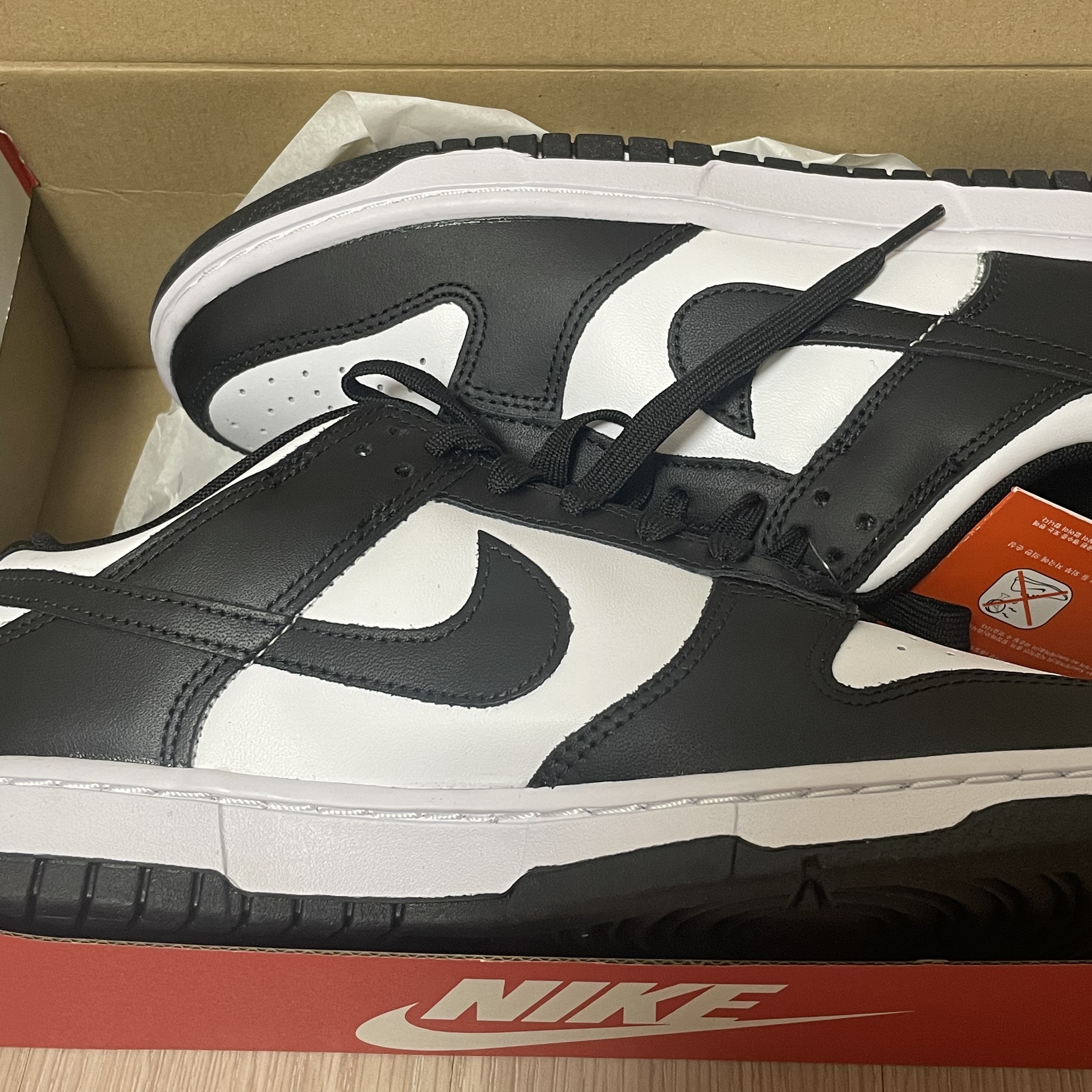 Nike Dunk Low Retro Black 착용 스타일 - 3