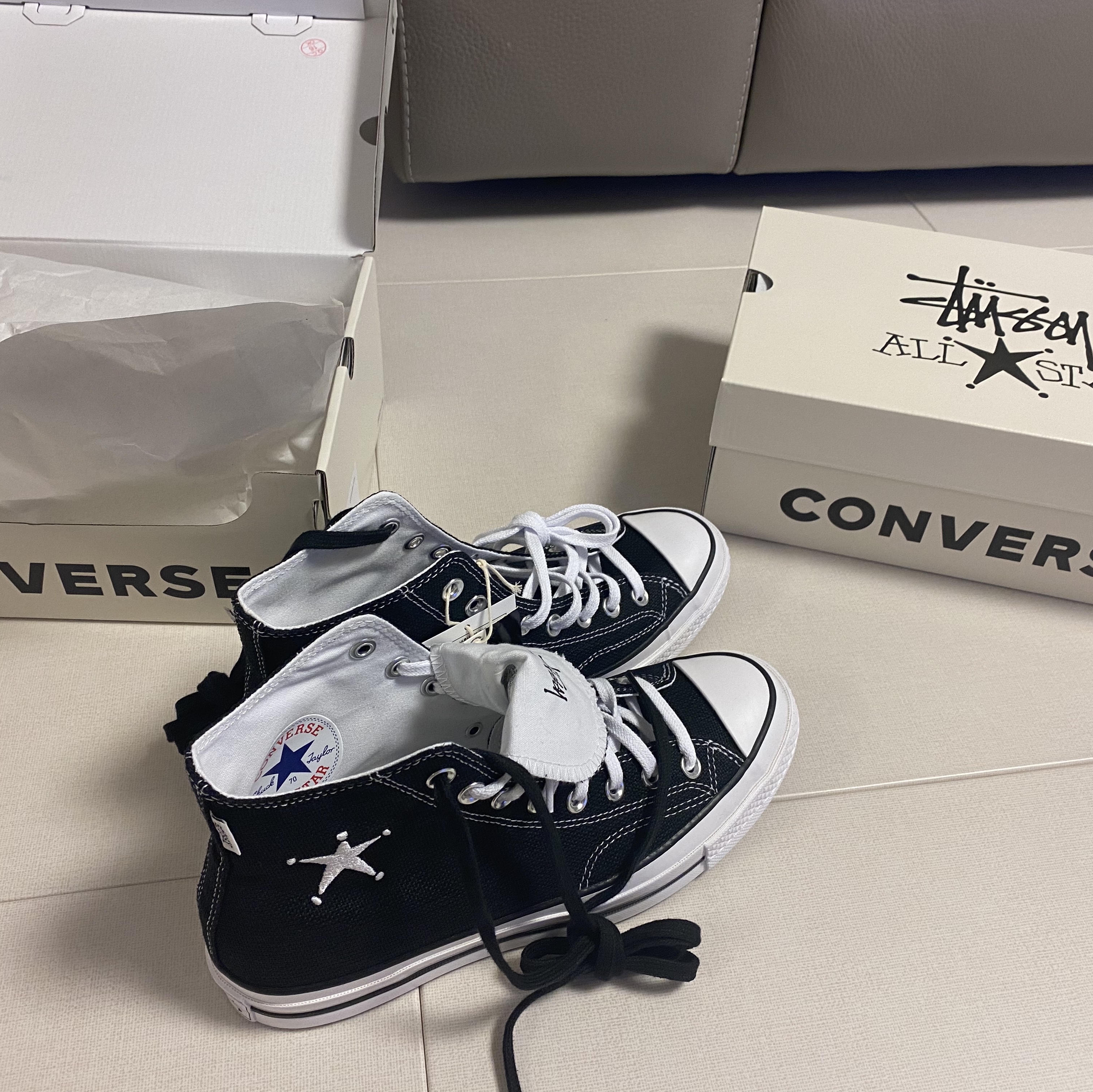 Converse x Stussy Chuck 70 High Black, Converse x Stussy One Star Ox Black 착용 스타일 - 3