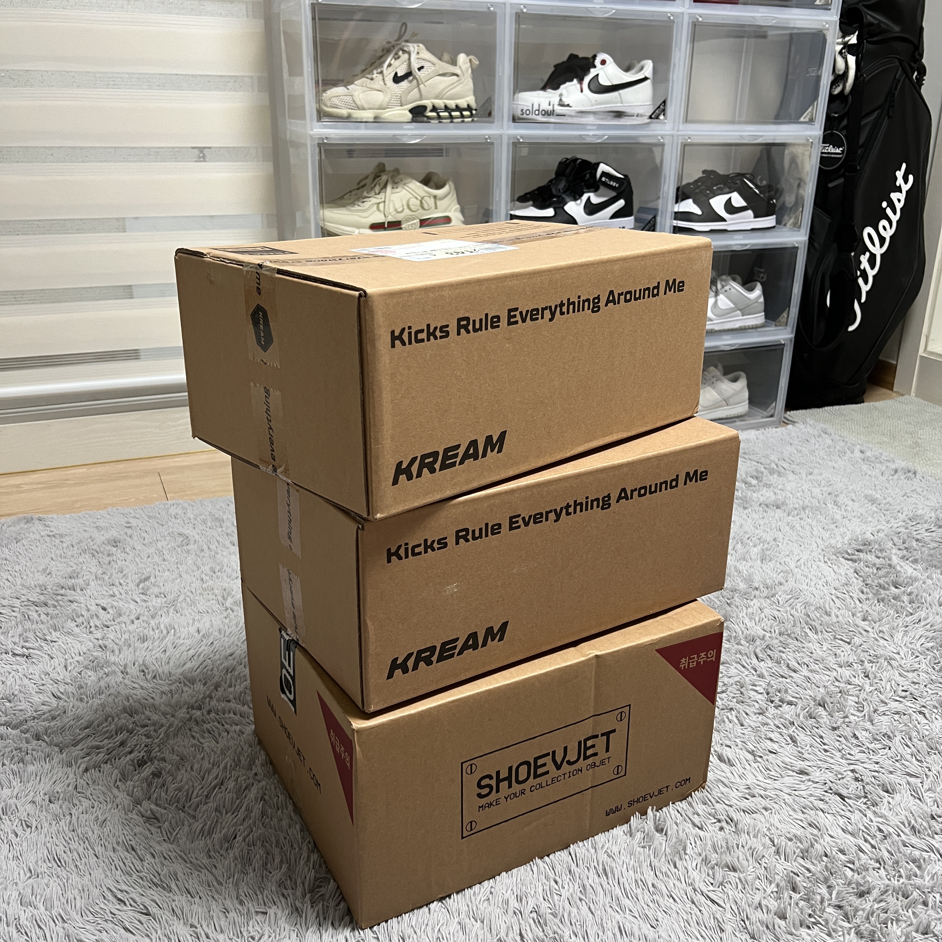 Jordan 1 x Travis Scott Retro High OG SP Mocha, Jordan 1 x Off-White Retro High University Blue 착용 스타일 - 1