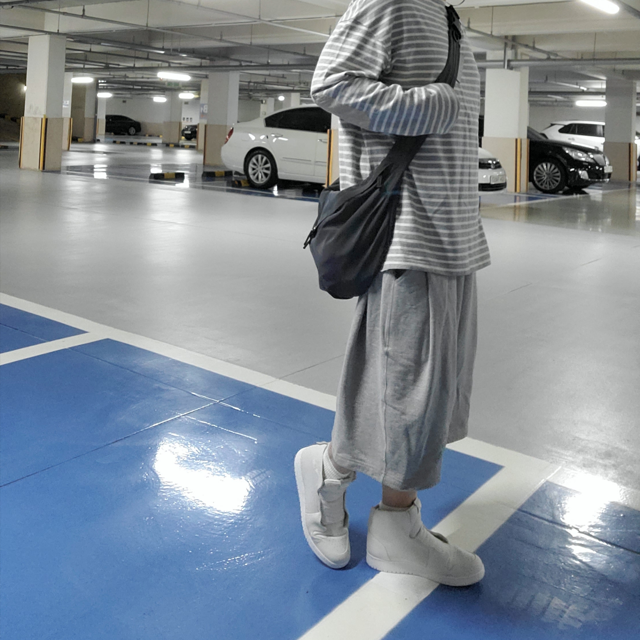 (W) Jordan 1 Sage XX Off White 착용 스타일 - 1