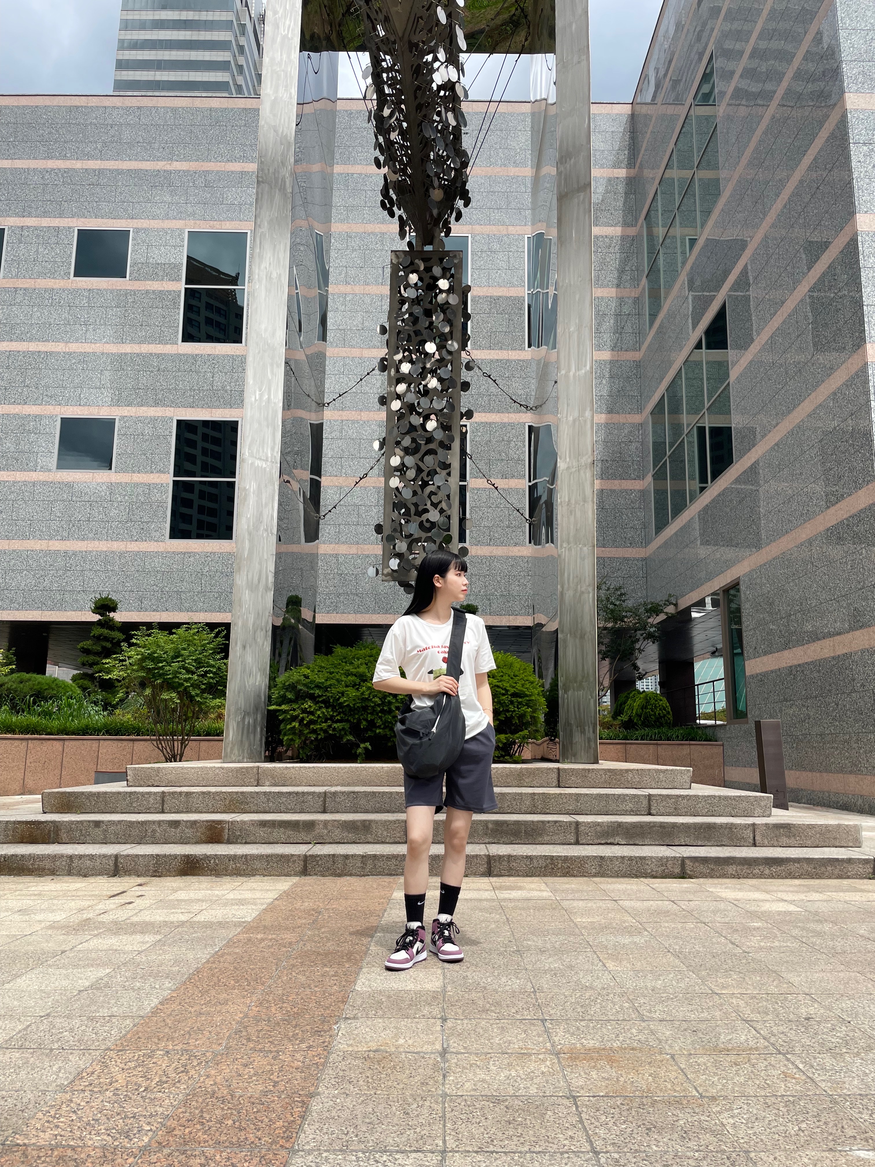 (W) Jordan 1 Mid SE Light Mulberry 착용 스타일 - 2