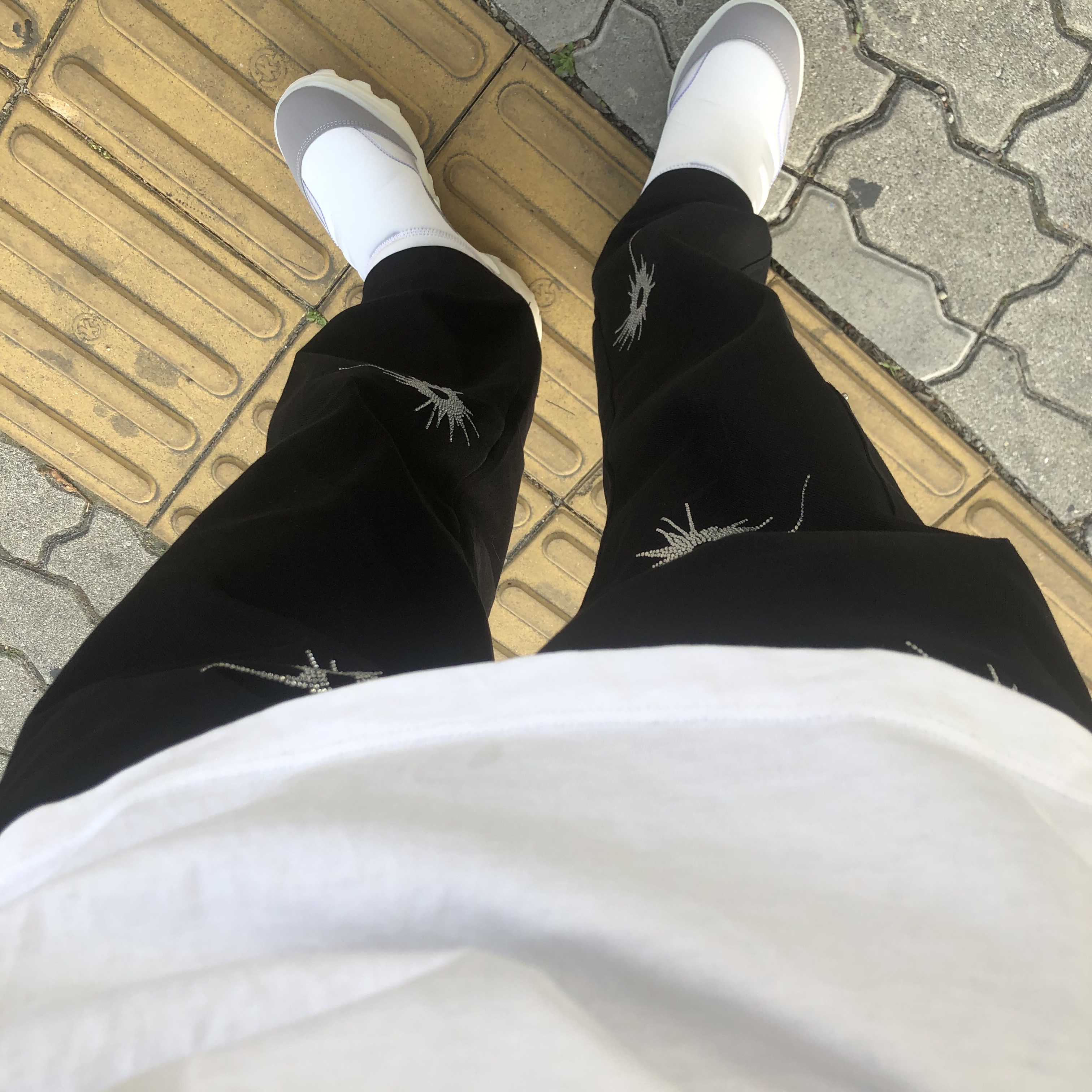 Adidas x 032c GSG Mule Grey 착용 스타일 - 2