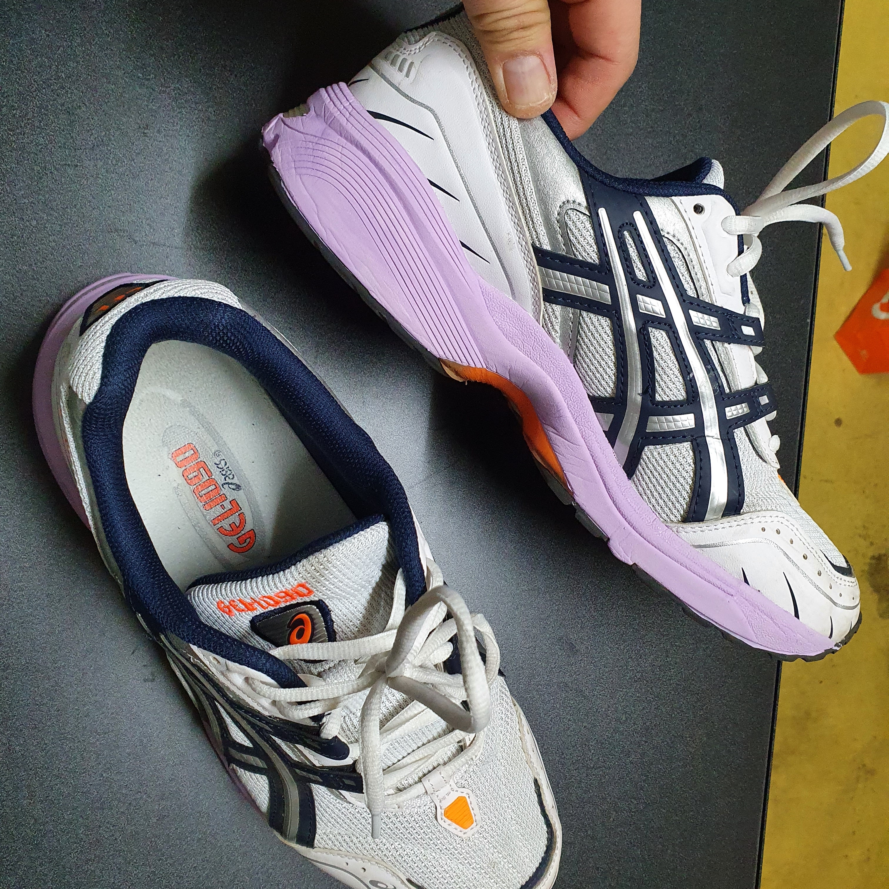 Asics Gel-1090 White Midnight 착용 스타일 - 3
