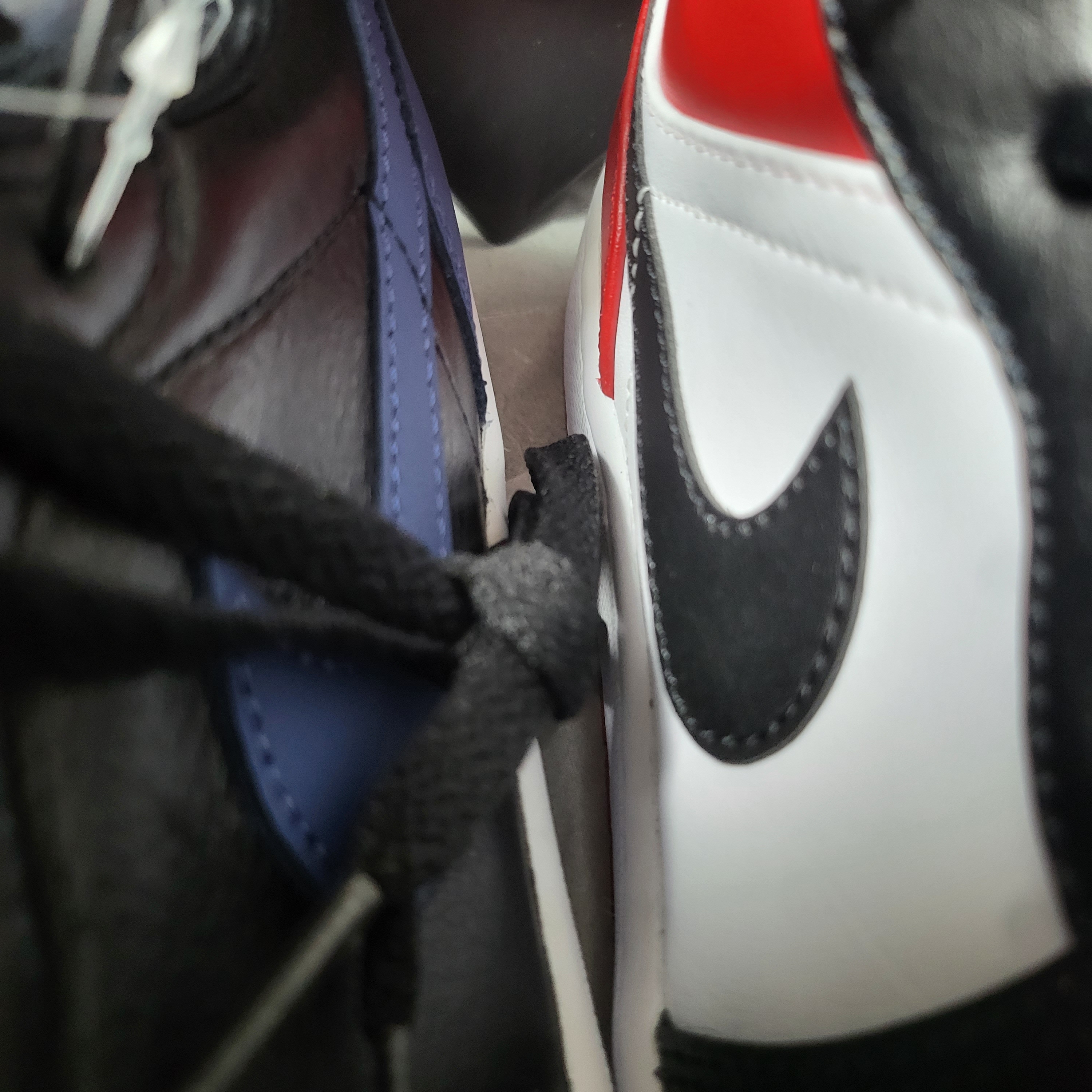 Jordan 1 Low Bred Toe, Jordan 1 Retro Low OG Mystic Navy 착용 스타일 - 2