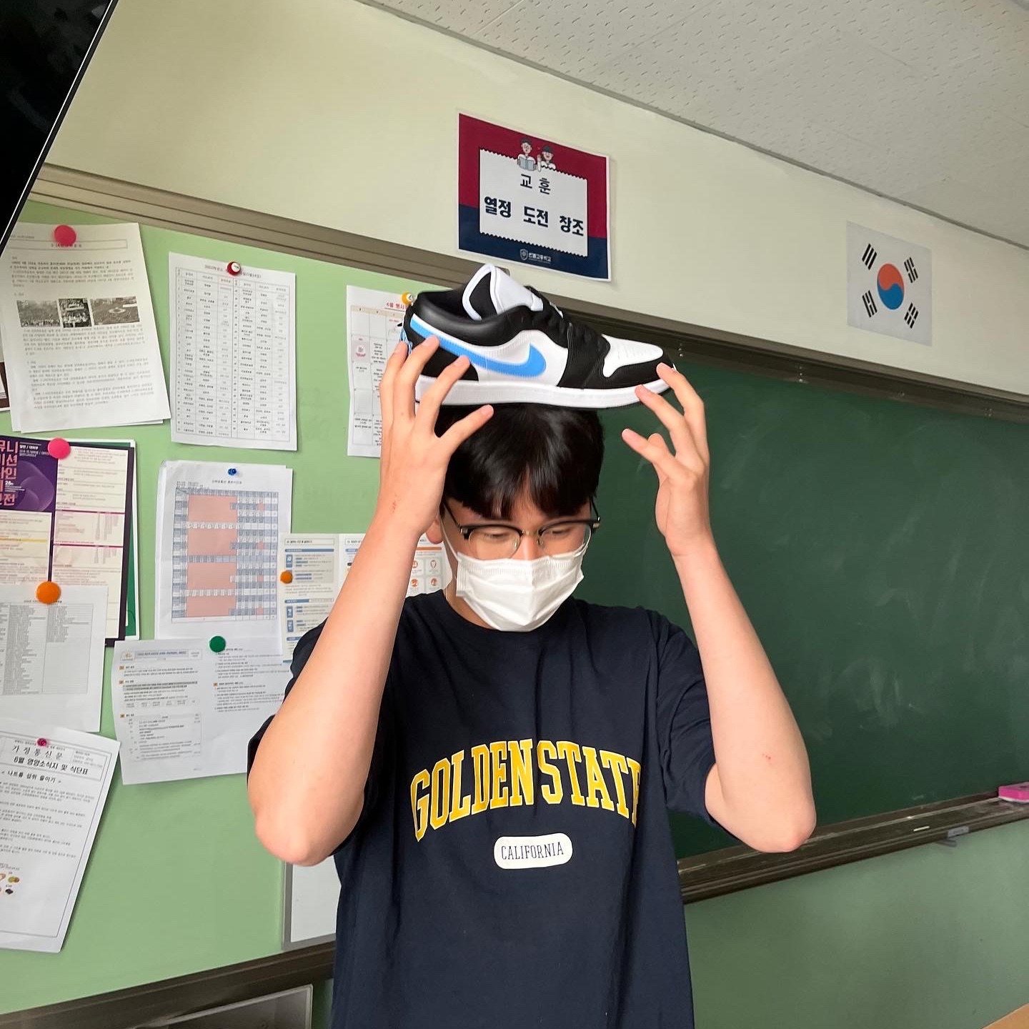 (W) Jordan 1 Low Black University Blue 착용 스타일 - 2