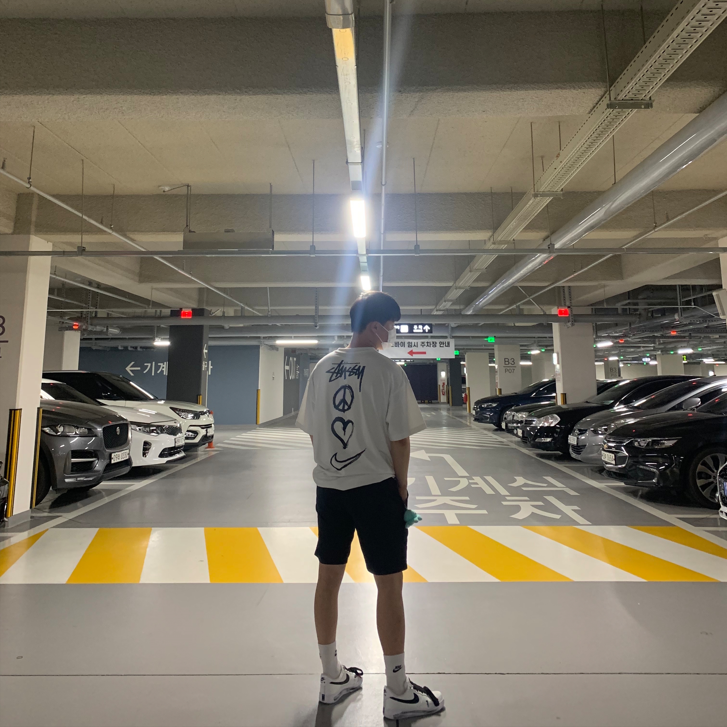 Nike x Peaceminusone Air Force 1 Low Para-Noise 2.0, Nike x Stussy NRG RA T-Shirt Summit White (DM4942-121) 착용 스타일
