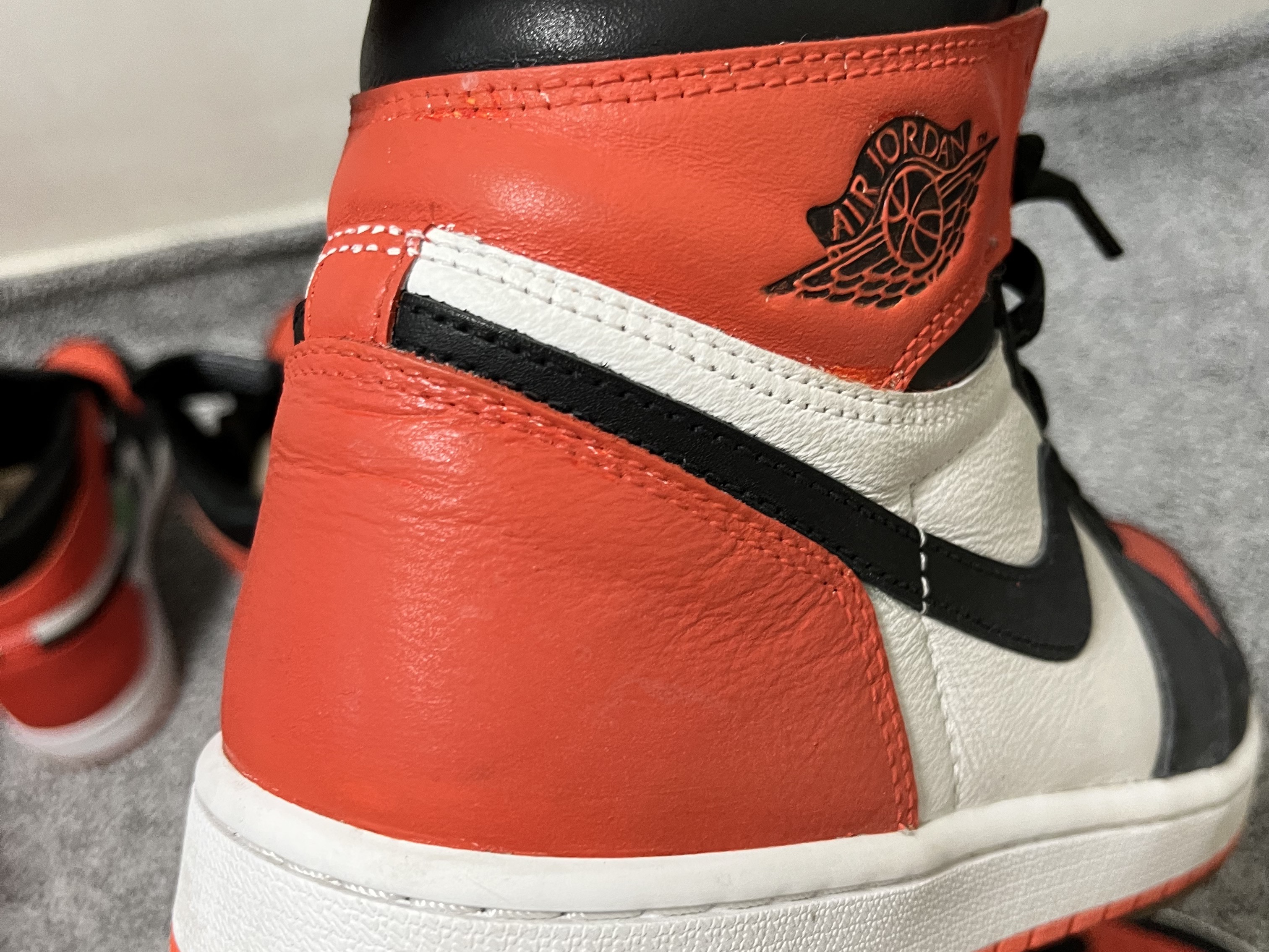 Jordan 1 Retro High OG Electro Orange, (GS) Jordan 1 Retro High OG Electro Orange 착용 스타일 - 2