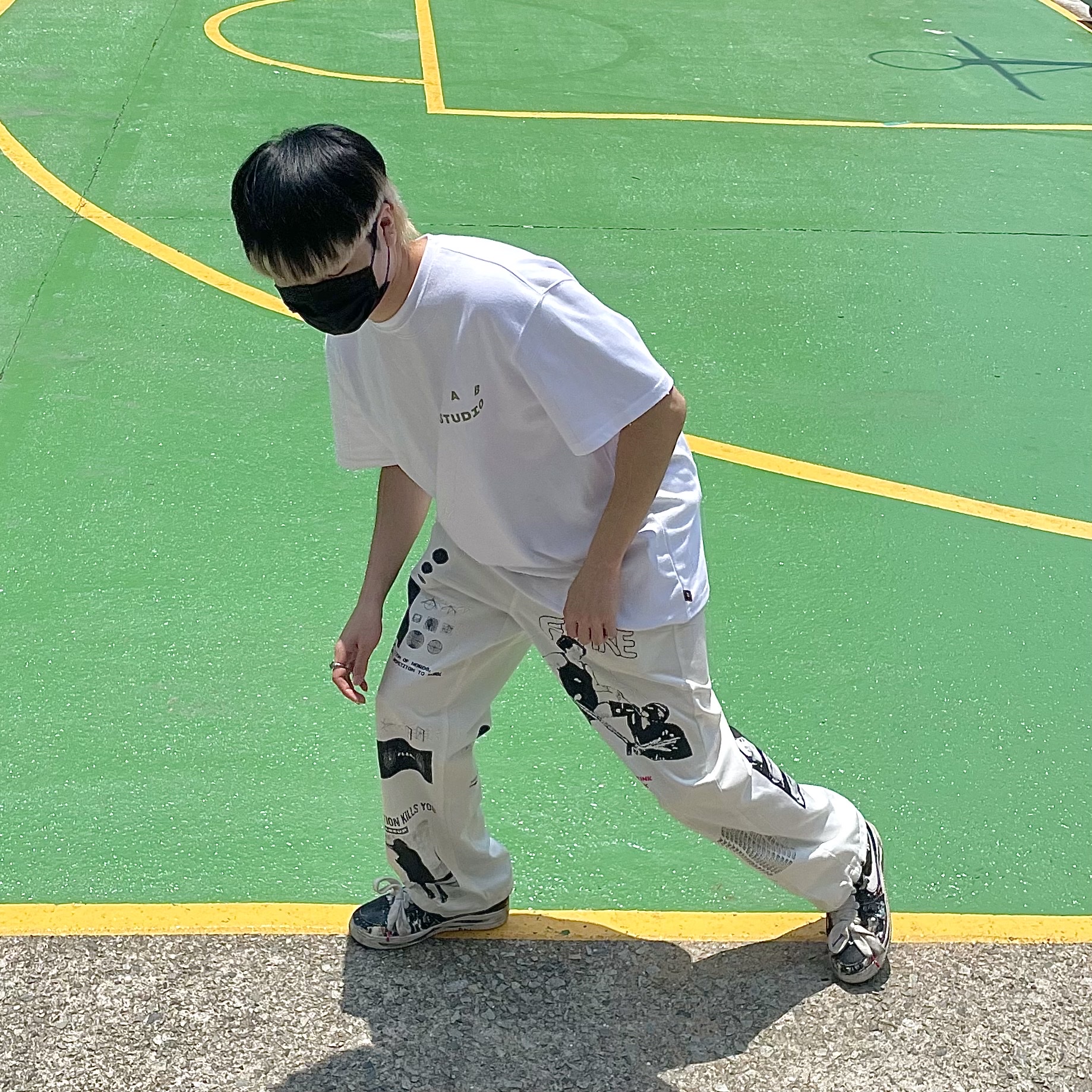 IAB Studio T-Shirt White Light Green, Nike x Peaceminusone Air Force 1 Low Para-Noise 착용 스타일 - 3