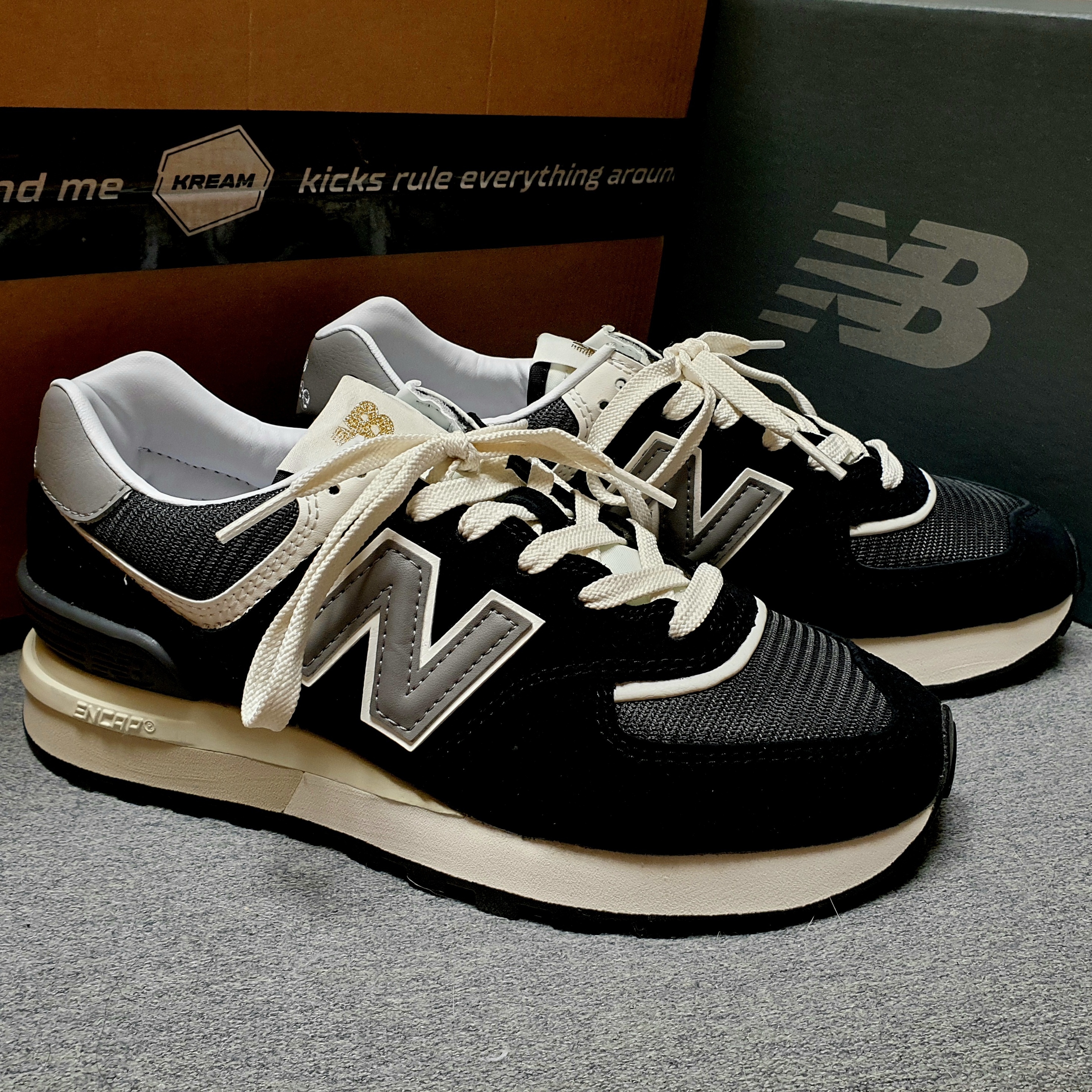 New Balance 574 Legacy Black 착용 스타일 - 3