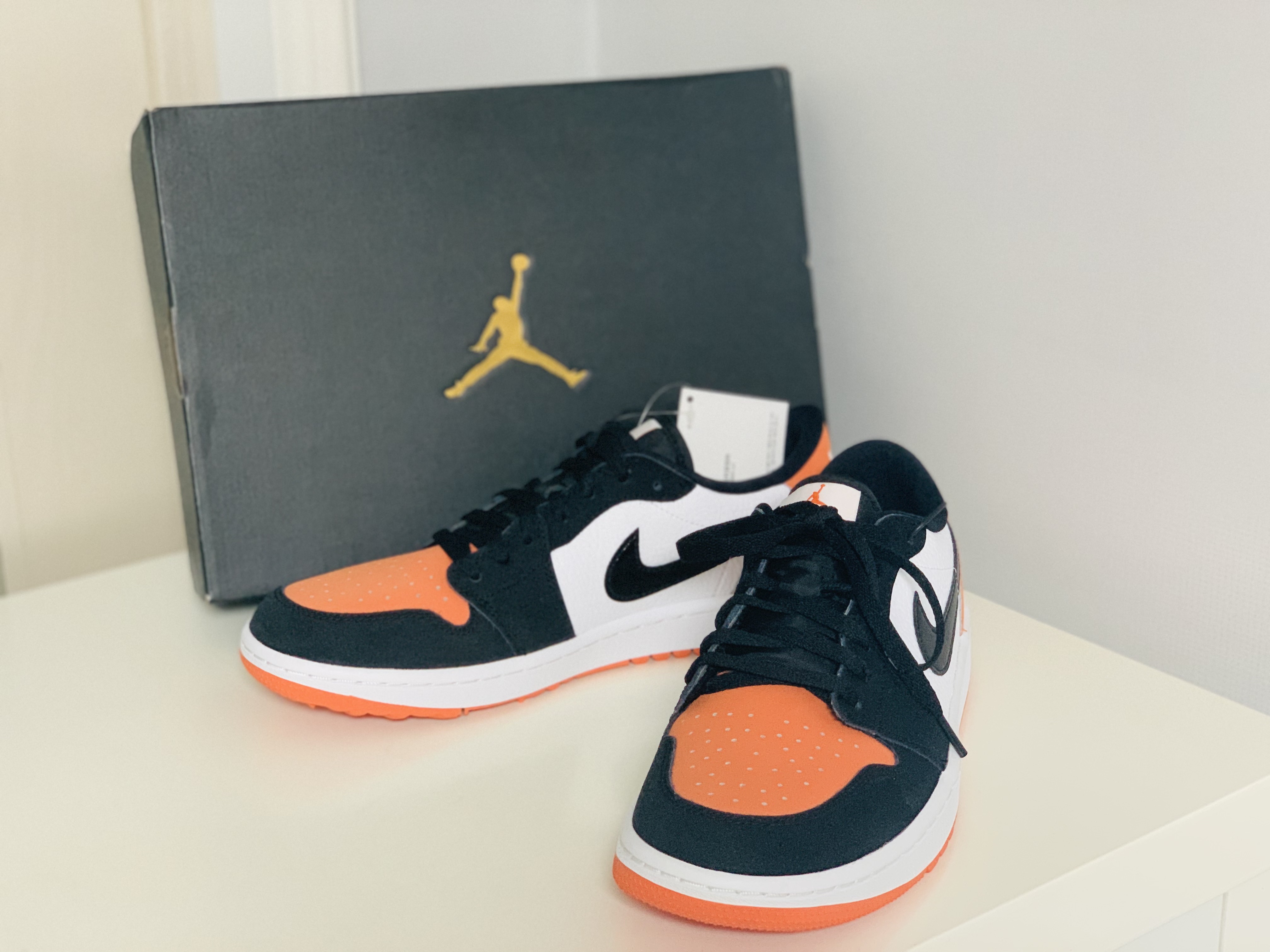 Jordan 1 Low Golf Starfish 착용 스타일 - 2