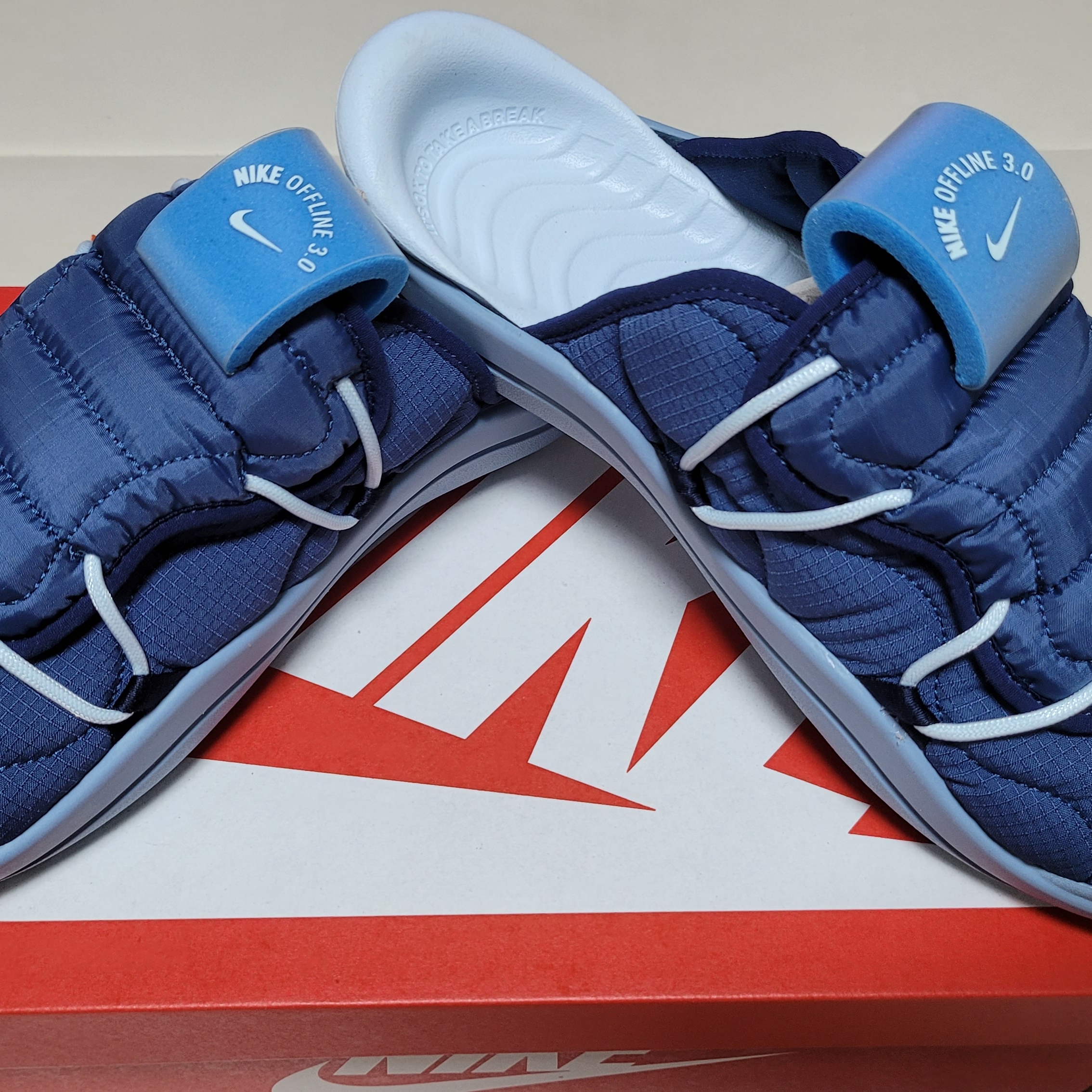 Nike Offline 3.0 Light Madder Root 착용 스타일 - 2