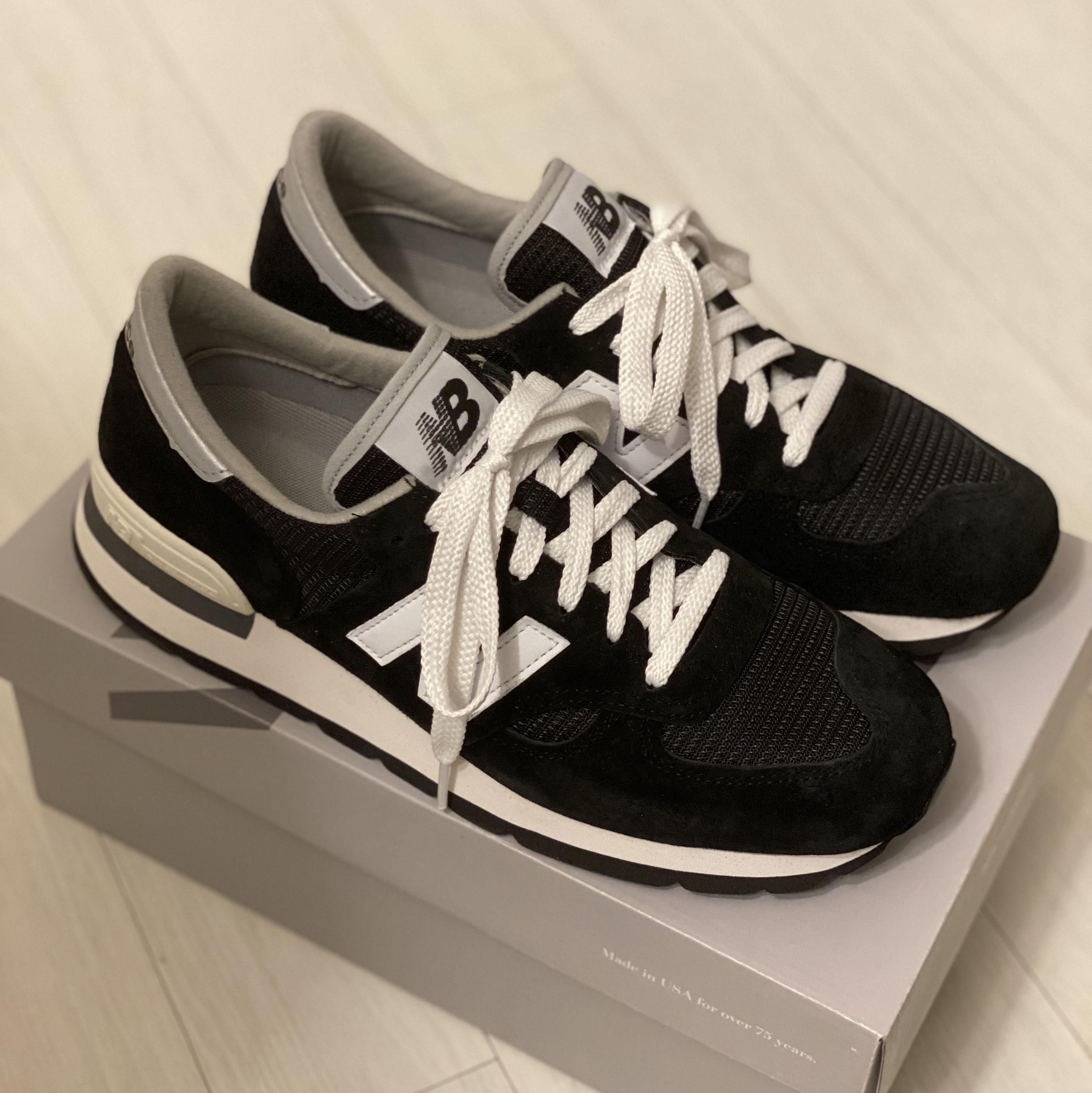 New Balance 990v1 Made in USA Black 착용 스타일