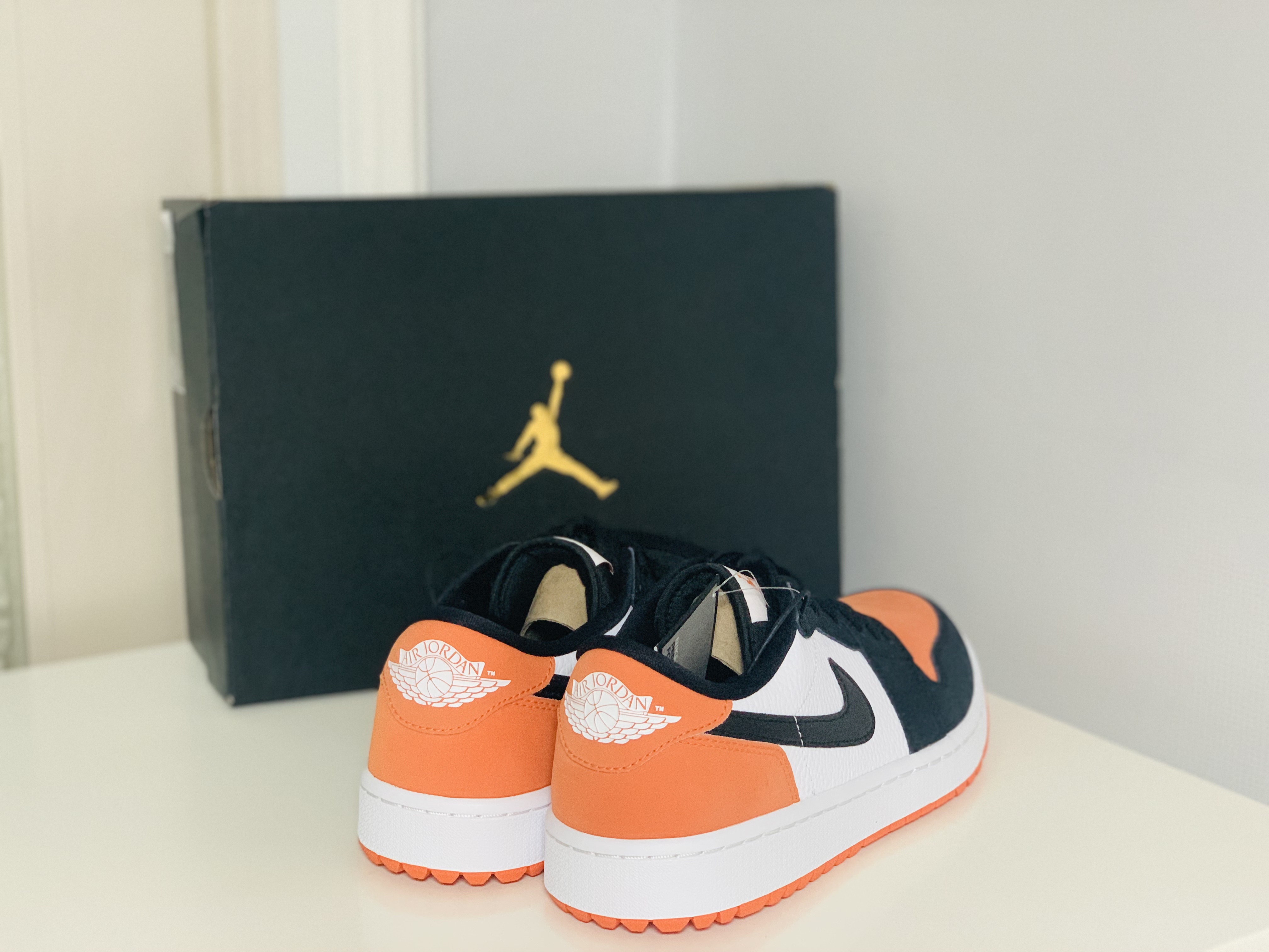 Jordan 1 Low Golf Starfish 착용 스타일 - 4