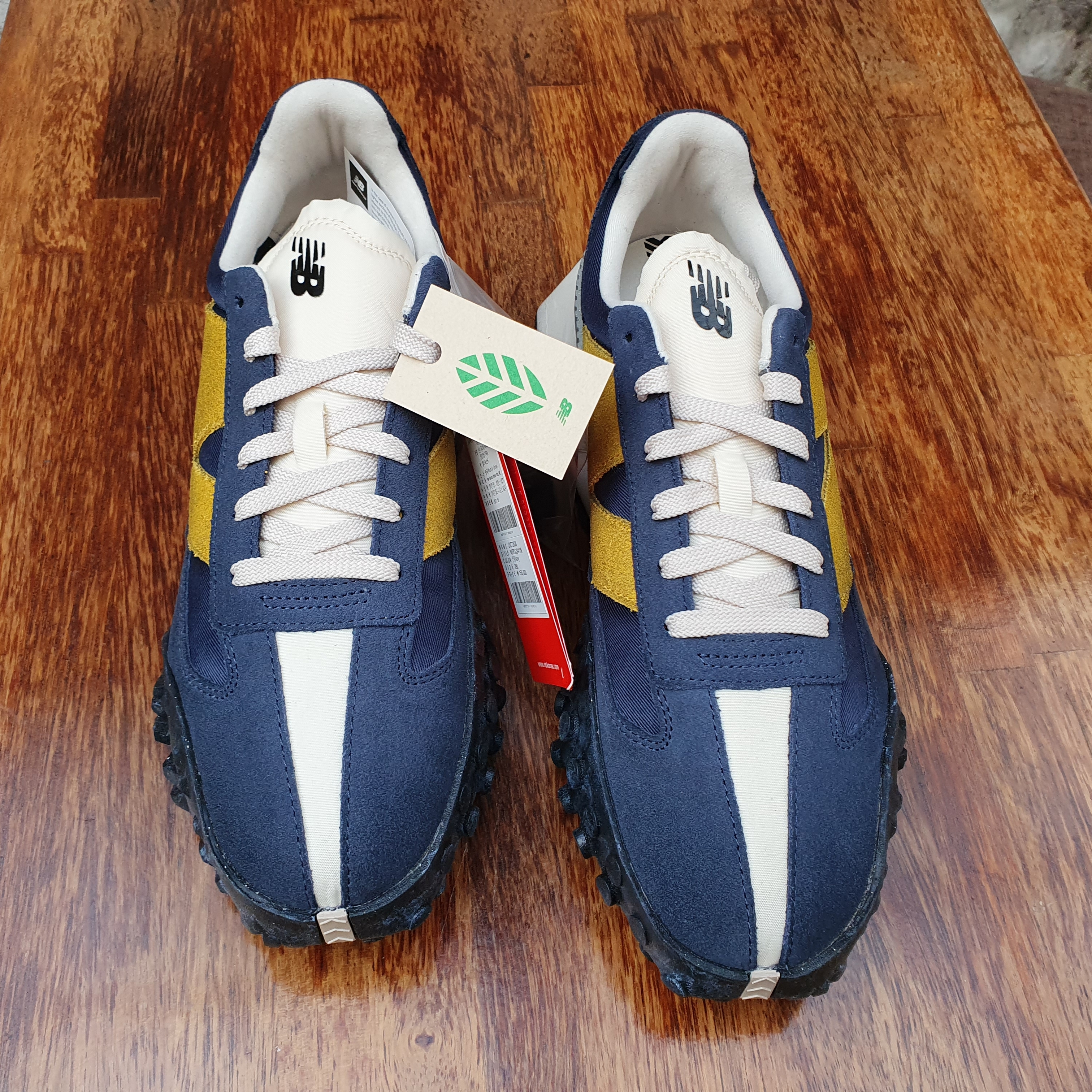 New Balance XC-72 Shifted Worn Navy 착용 스타일 - 2
