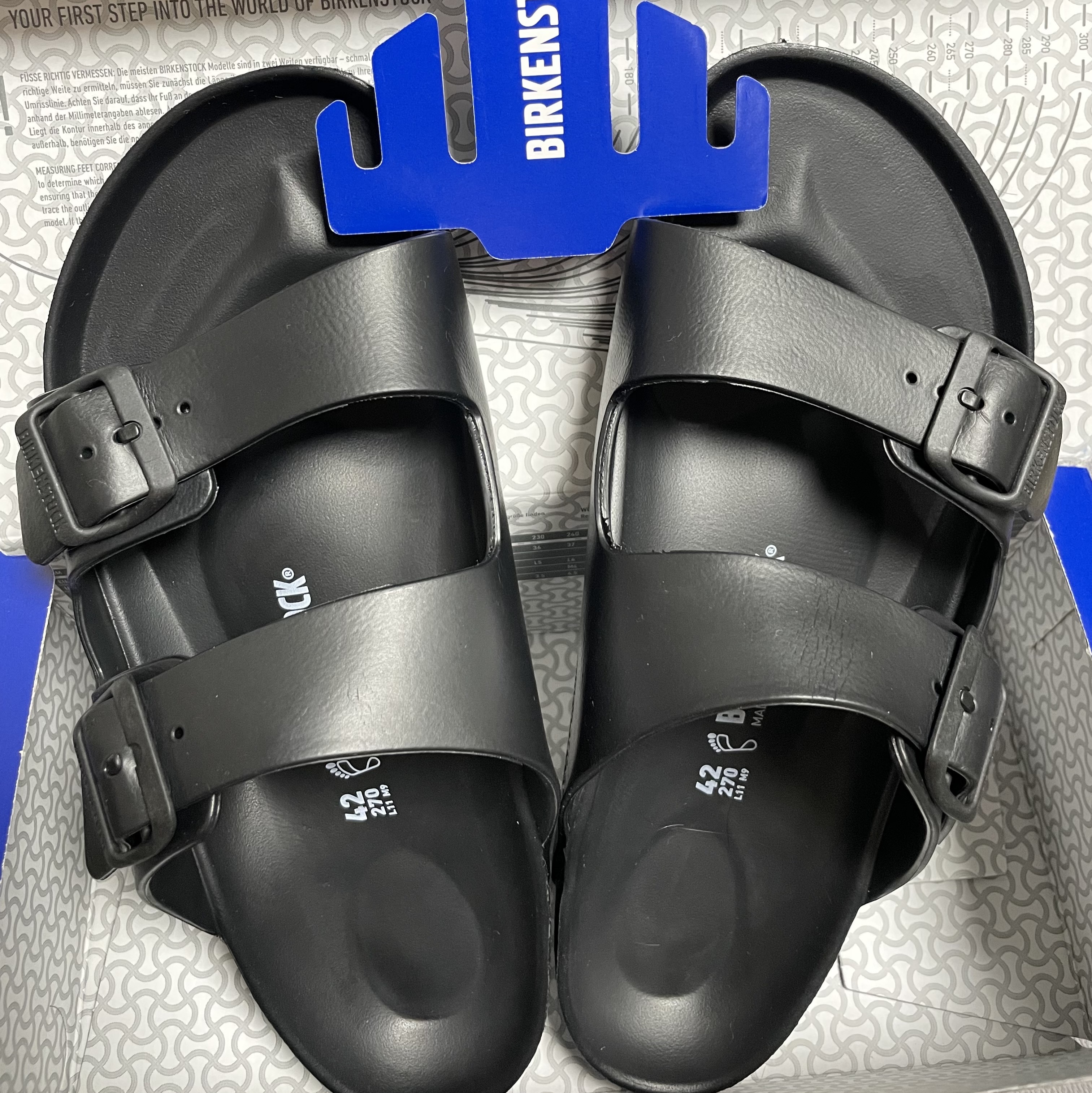 Birkenstock Arizona Essentials Eva Black - Regular 착용 스타일
