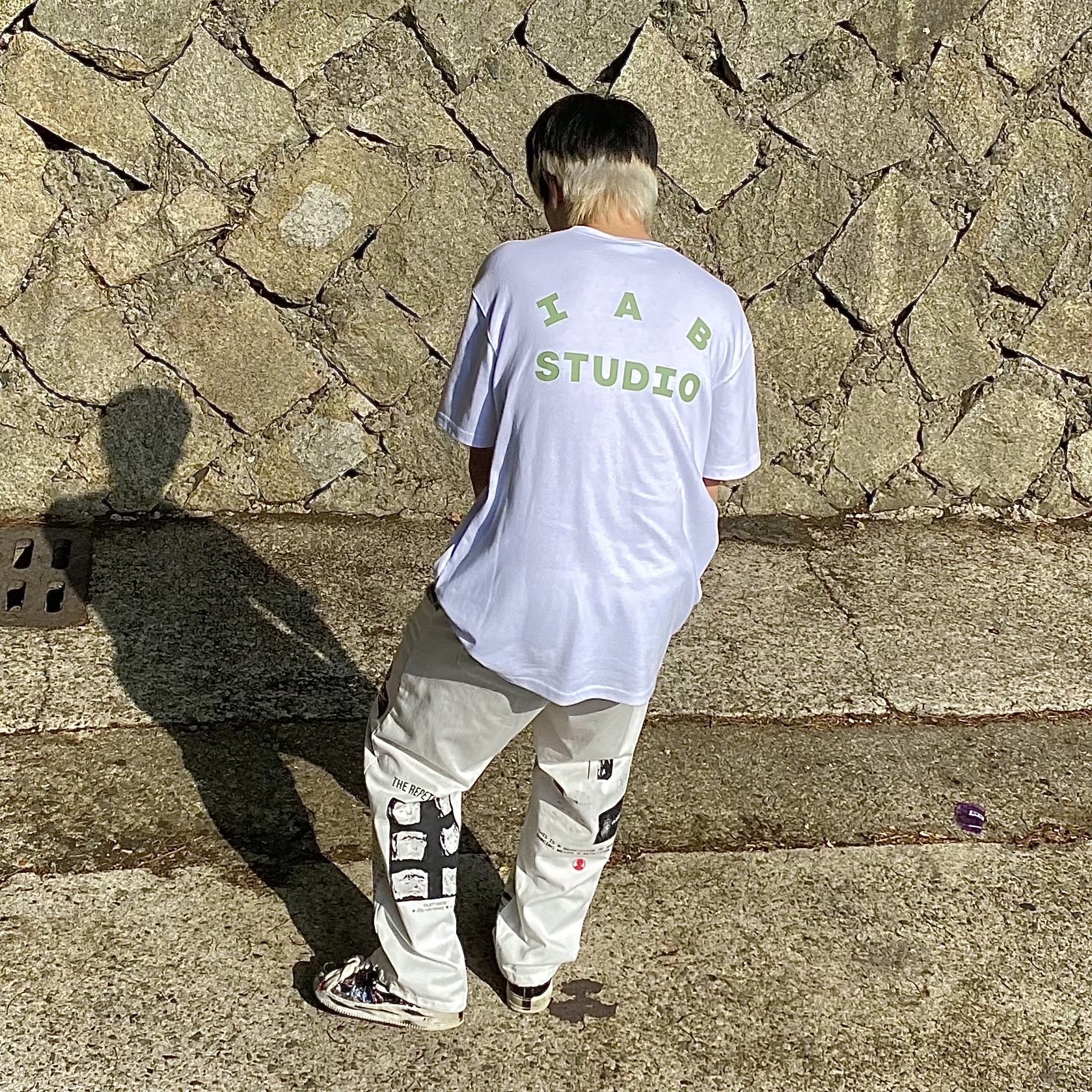 IAB Studio T-Shirt White Light Green, Nike x Peaceminusone Air Force 1 Low Para-Noise 착용 스타일 - 2
