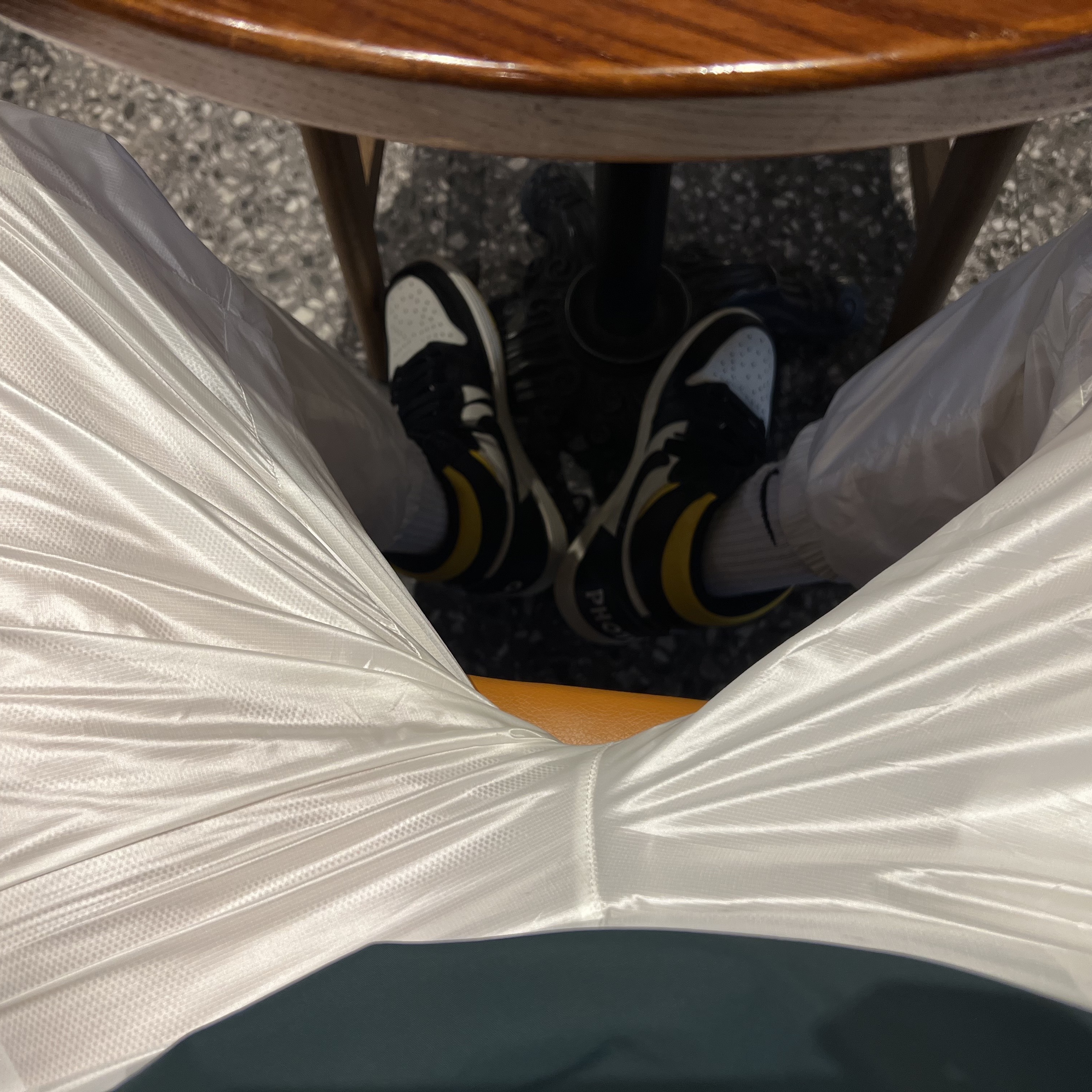 Nike x Drake Nocta Golf Crewneck Top Green - US/EU, Nike x Drake Nocta Golf Pants Sail - US/EU 착용 스타일 - 1