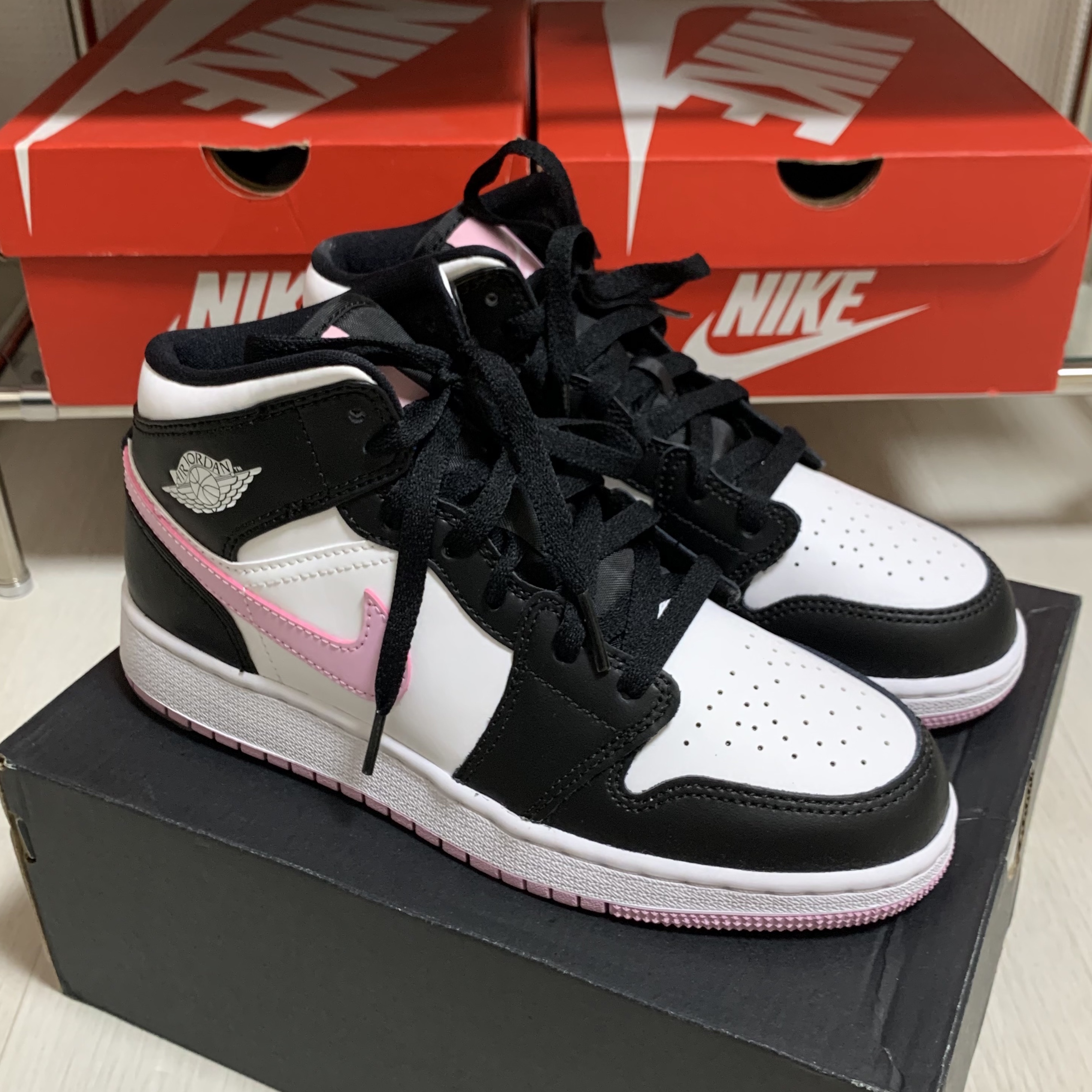 (GS) Jordan 1 Mid Light Arctic Pink 착용 스타일