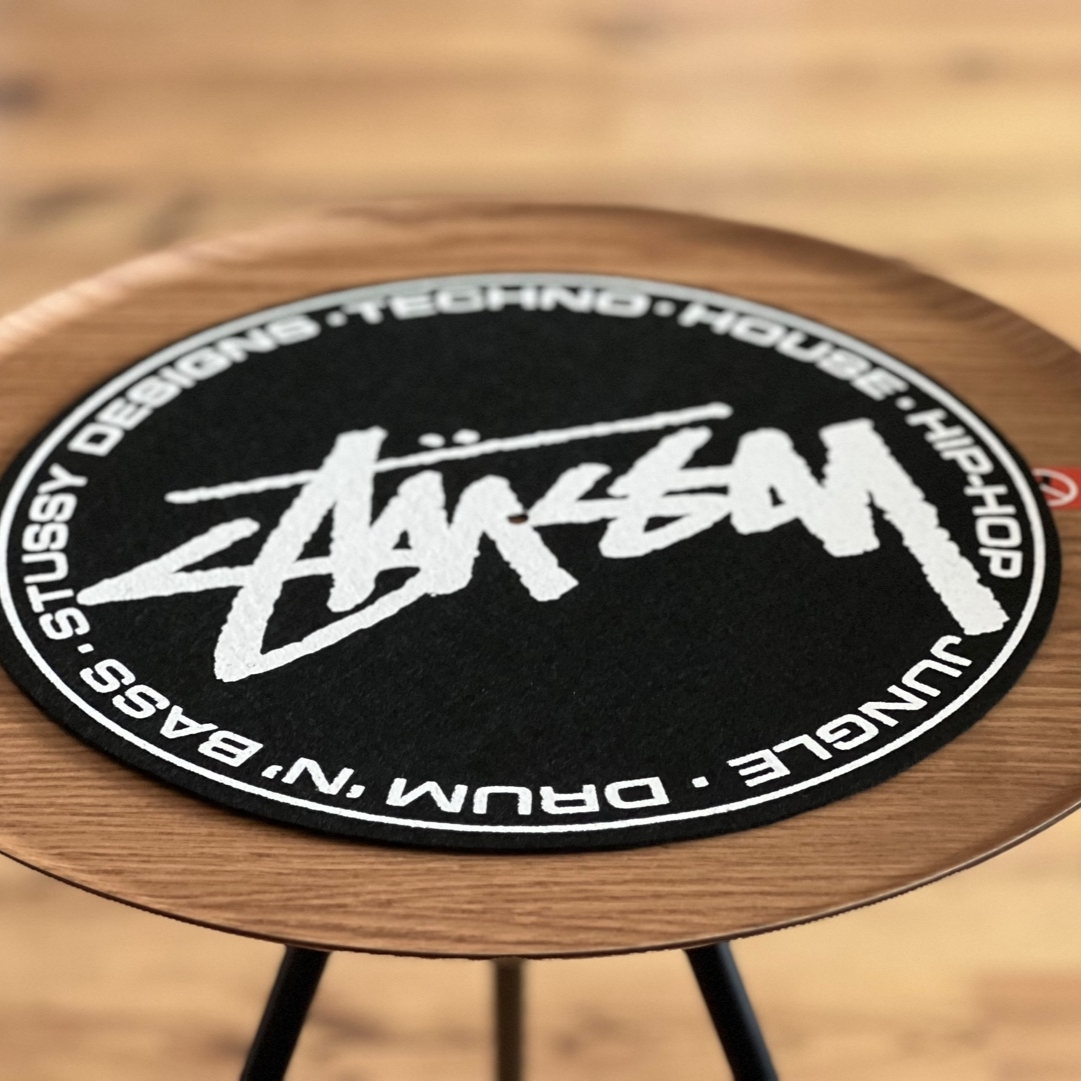 Helinox Table O Home M Oak, Stussy 12 Inch Post Modern Slipmats (2 Pack) 착용 스타일