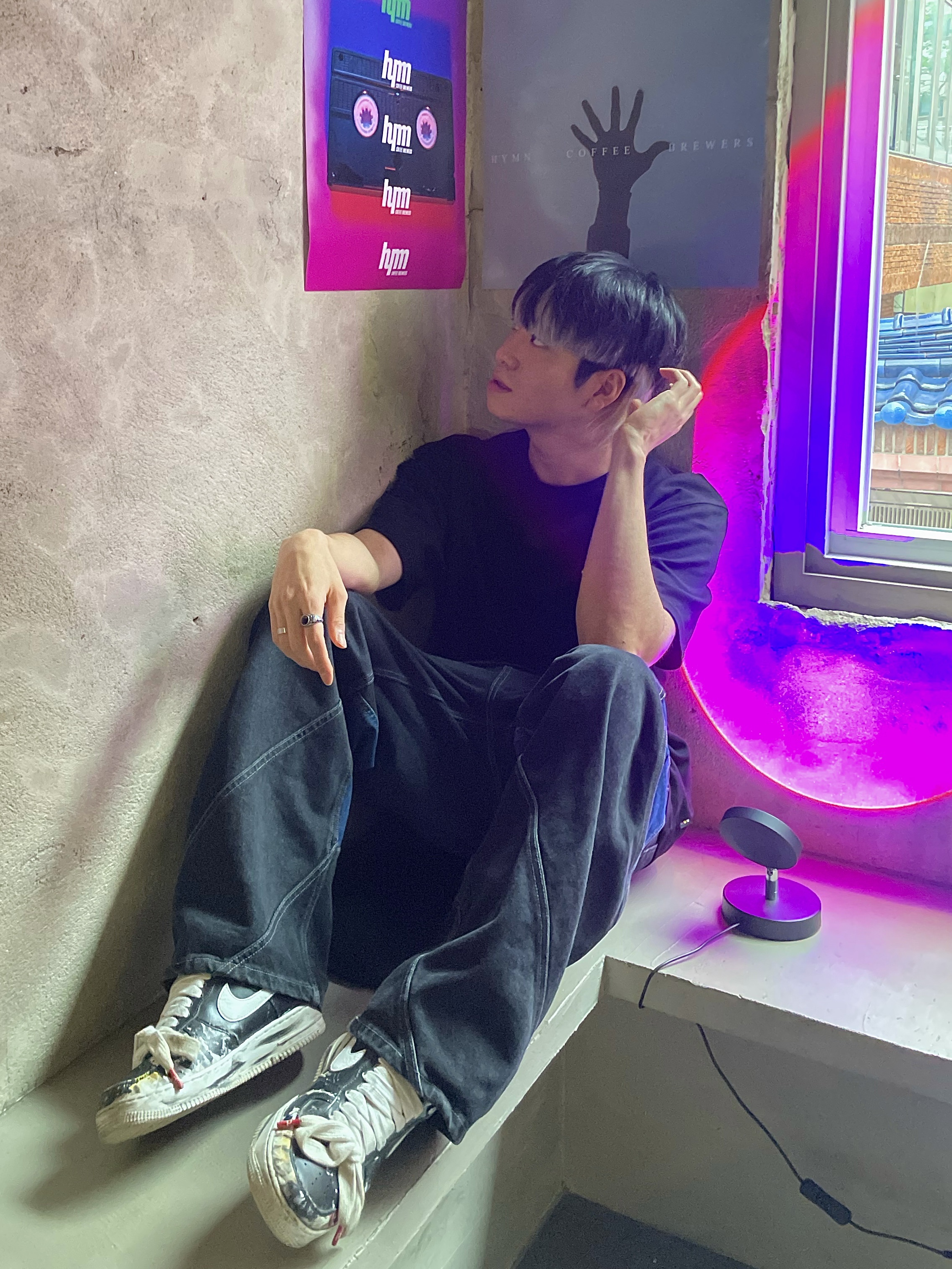 IAB Studio Black Glow T-Shirt, Nike x Peaceminusone Air Force 1 Low Para-Noise 착용 스타일 - 3