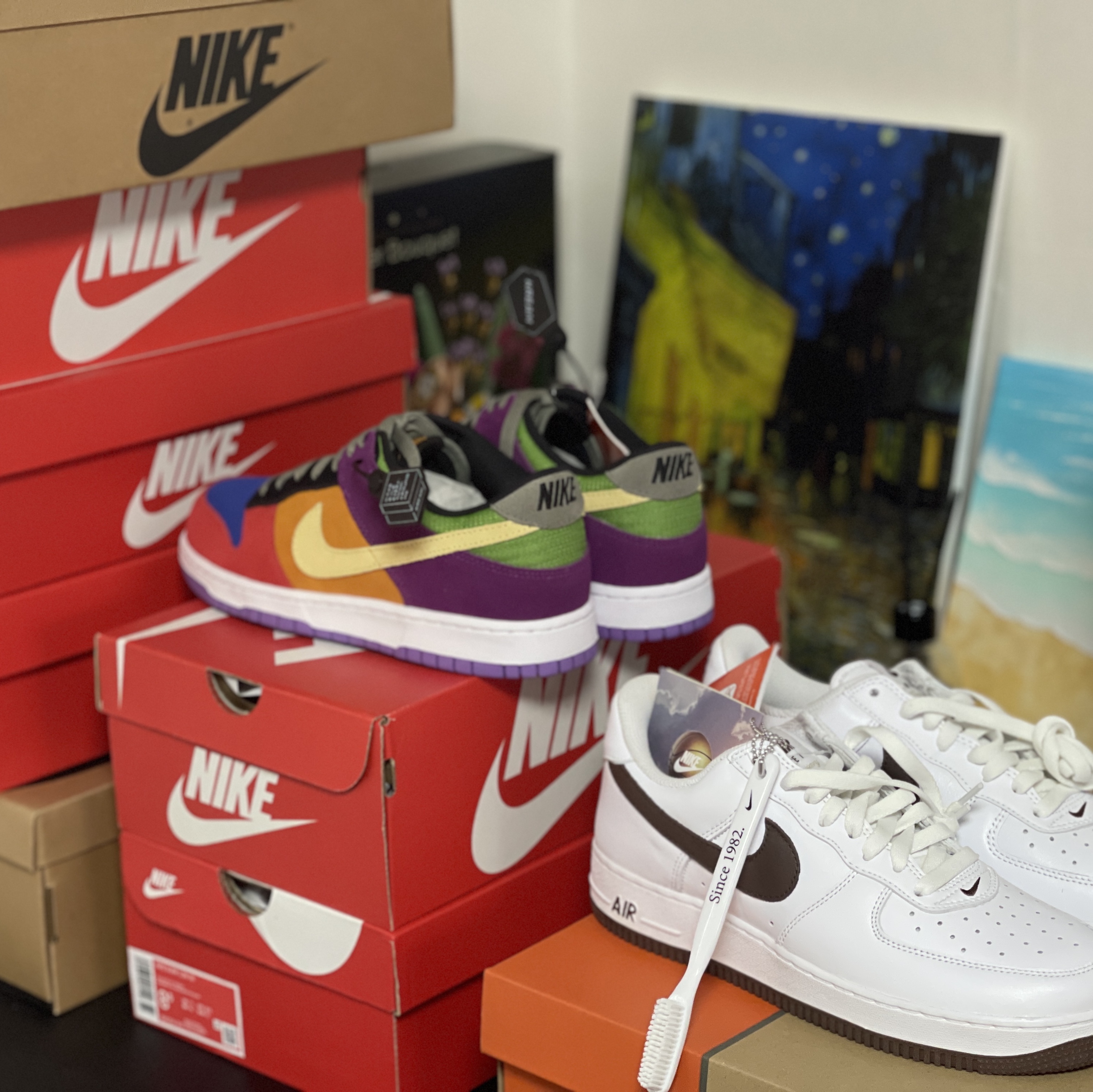 Nike Air Force 1 Low Retro Color of the Month Chocolate, Nike Dunk Low SP Retro Viotech 2019 착용 스타일 - 1