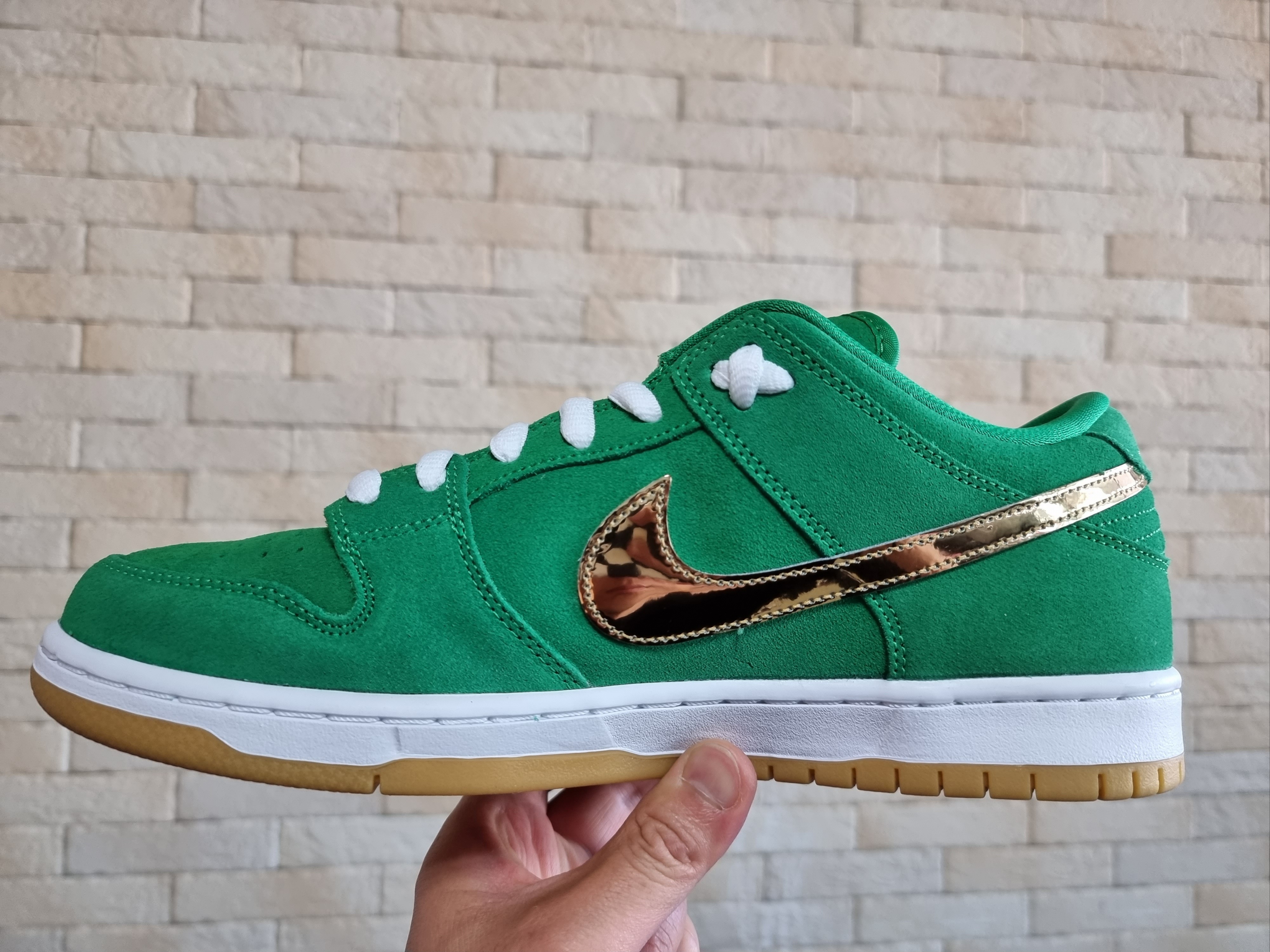 Nike SB Dunk Low Pro Shamrock 착용 스타일 - 3