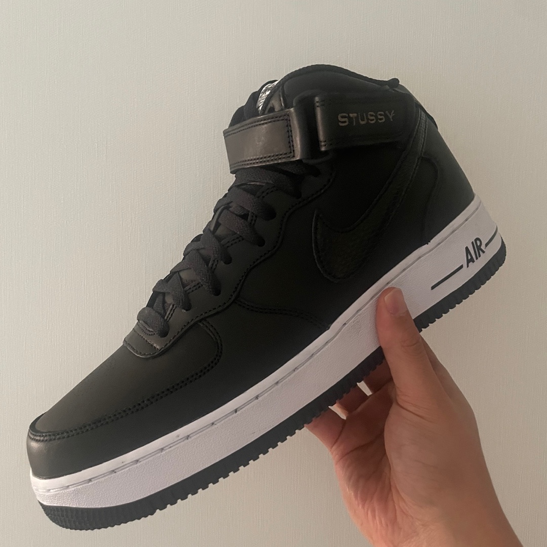 Nike x Stussy Air Force 1 '07 Mid SP Black 착용 스타일