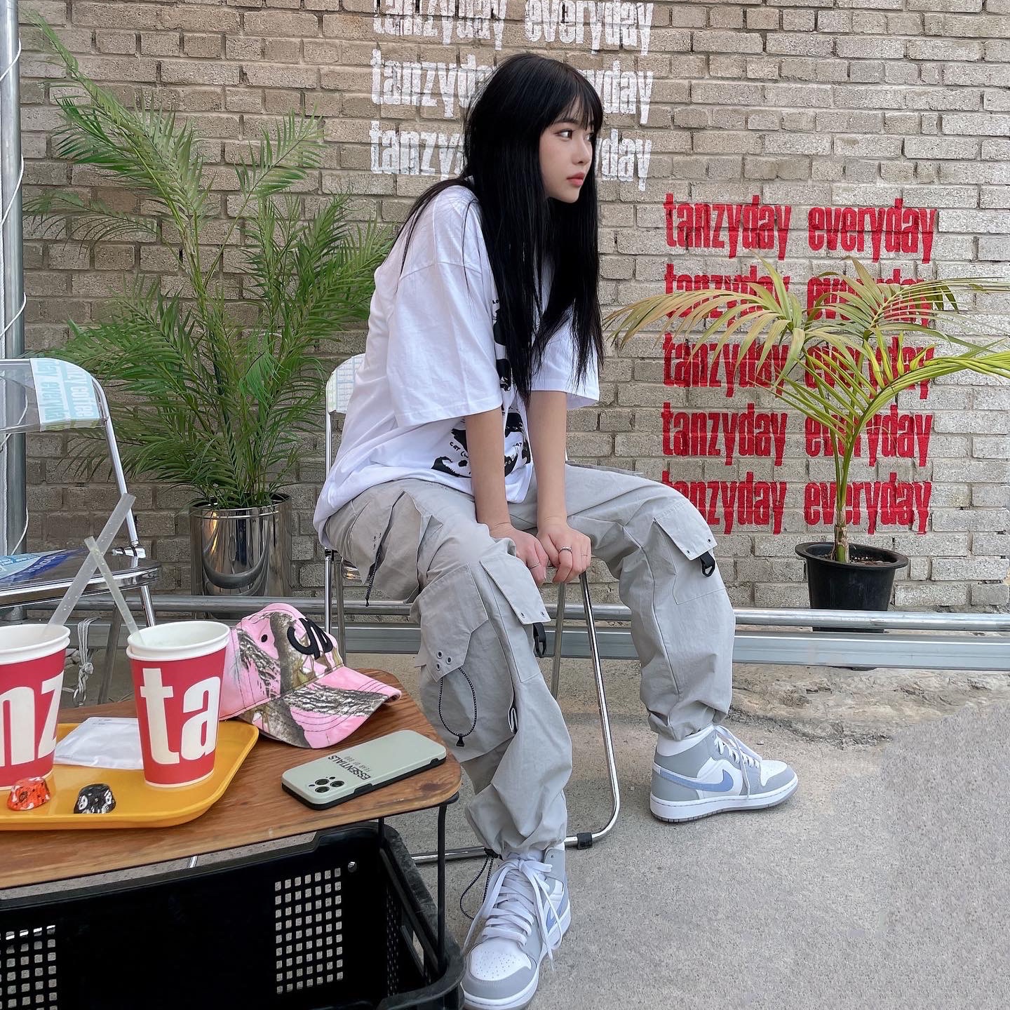 (W) Jordan 1 Mid Wolf Grey 착용 스타일