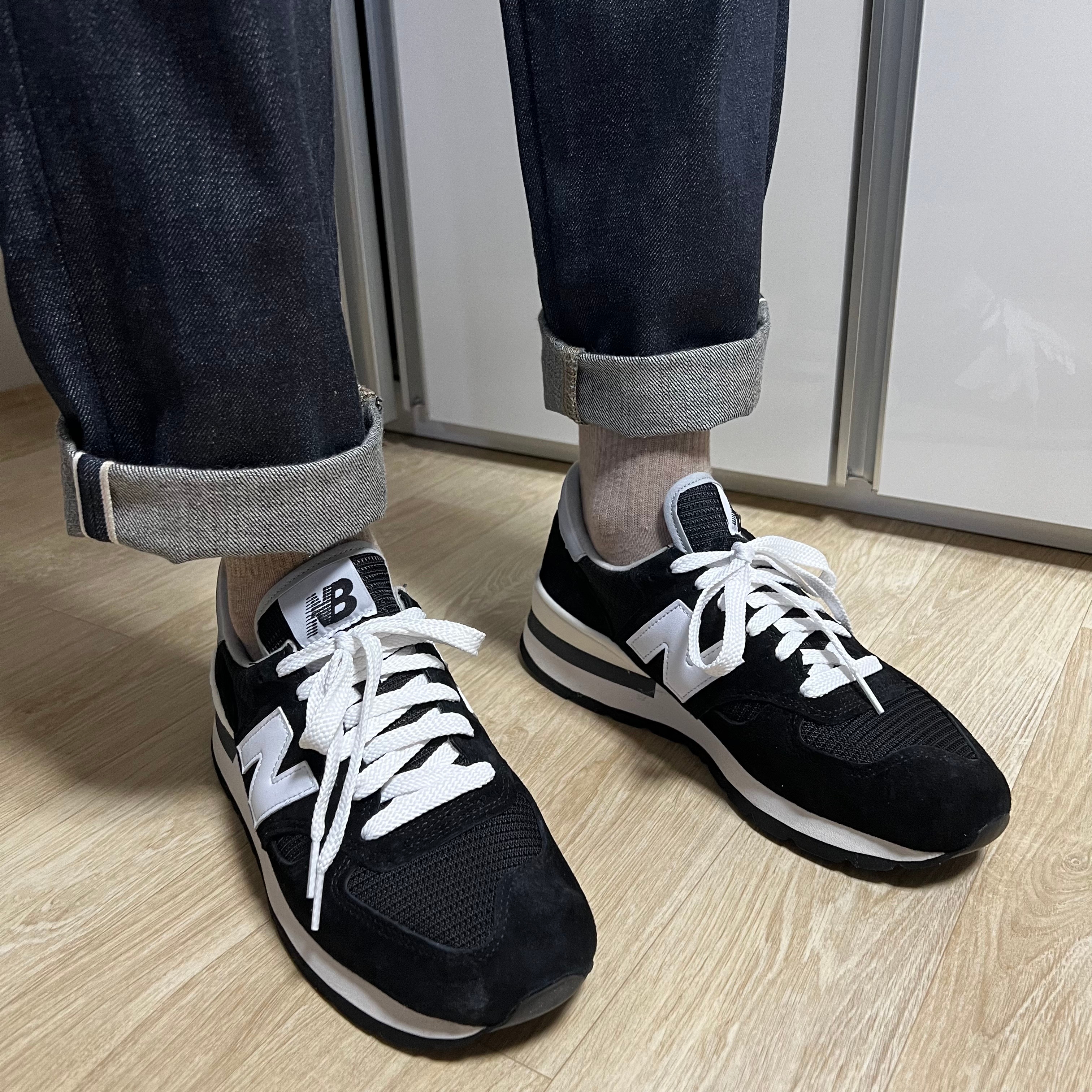 New Balance 990v1 Made in USA Black 착용 스타일 - 2