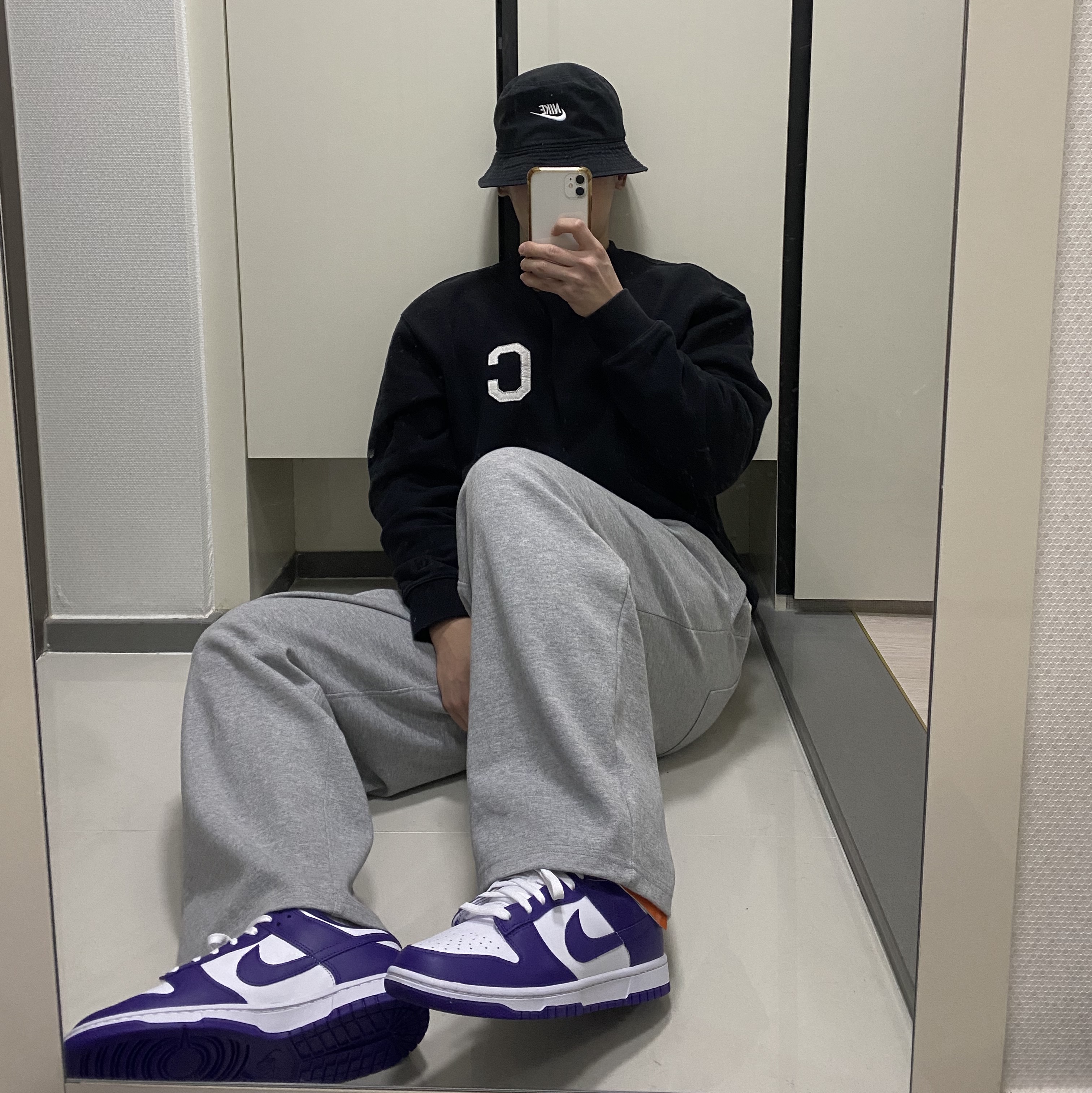 Nike Dunk Low Retro Championship Court Purple 착용 스타일