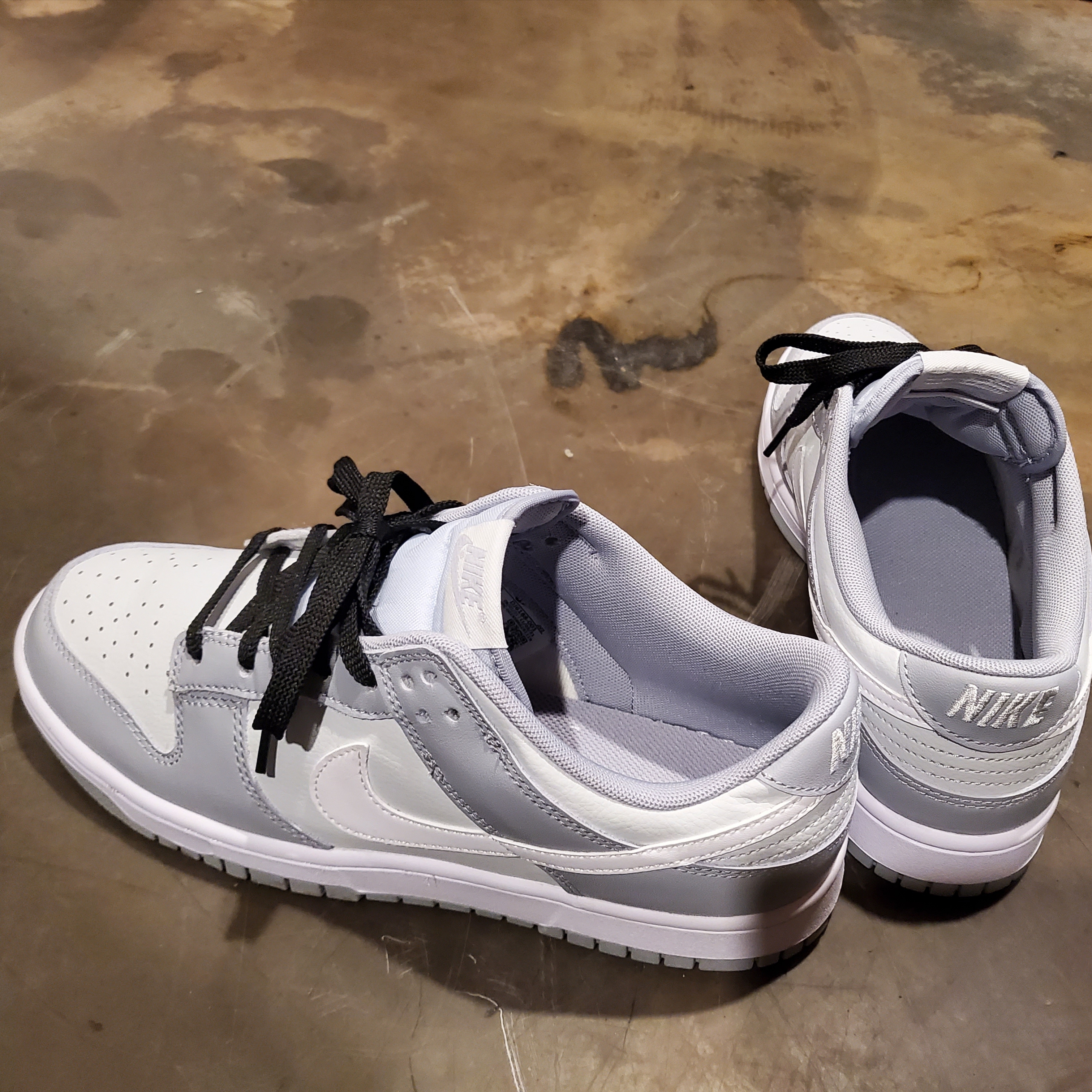 Nike Dunk Low Retro Wolf Grey 착용 스타일 - 1
