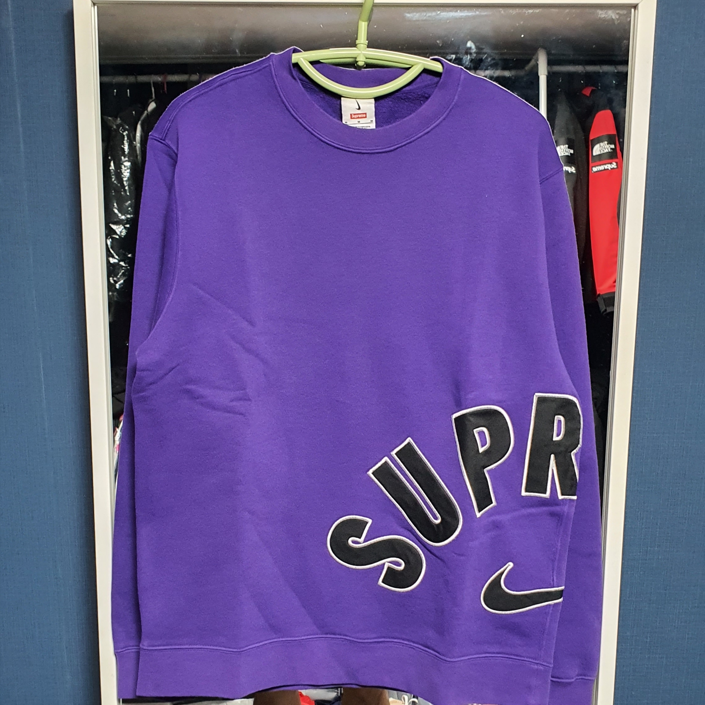 Supreme x Nike Arc Crewneck Purple - 22SS 착용 스타일