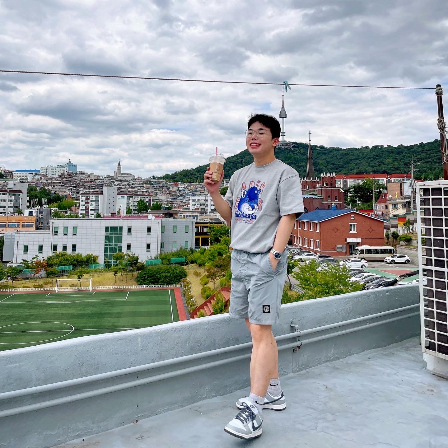 Maison Kitsune x Ader Error The Bluest Fox T-Shirt Grey, Stone Island B0943 Nylon Metal Swimming Trunk Light Grey - 21FW 착용 스타일 - 2