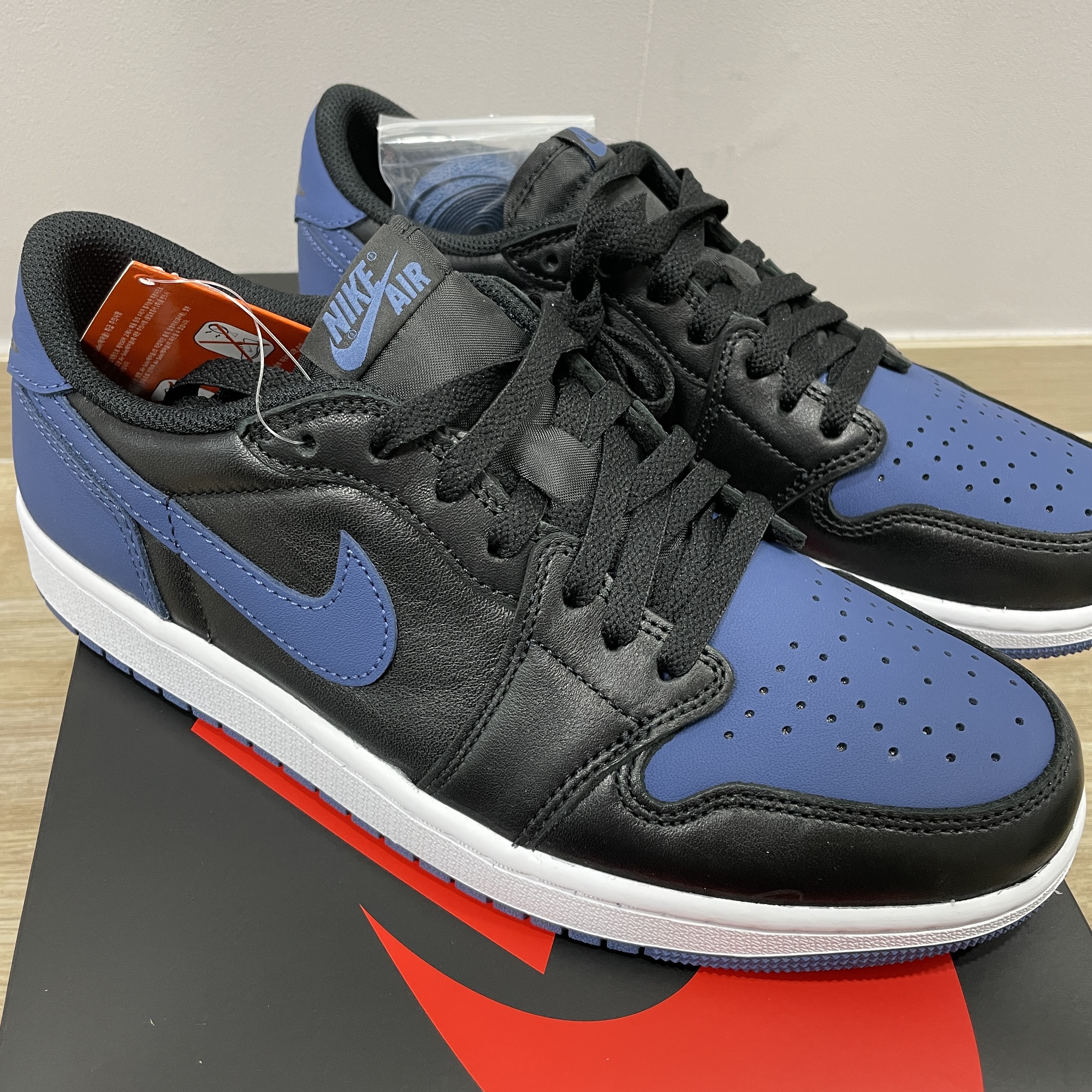 Jordan 1 Retro Low OG Mystic Navy 착용 스타일
