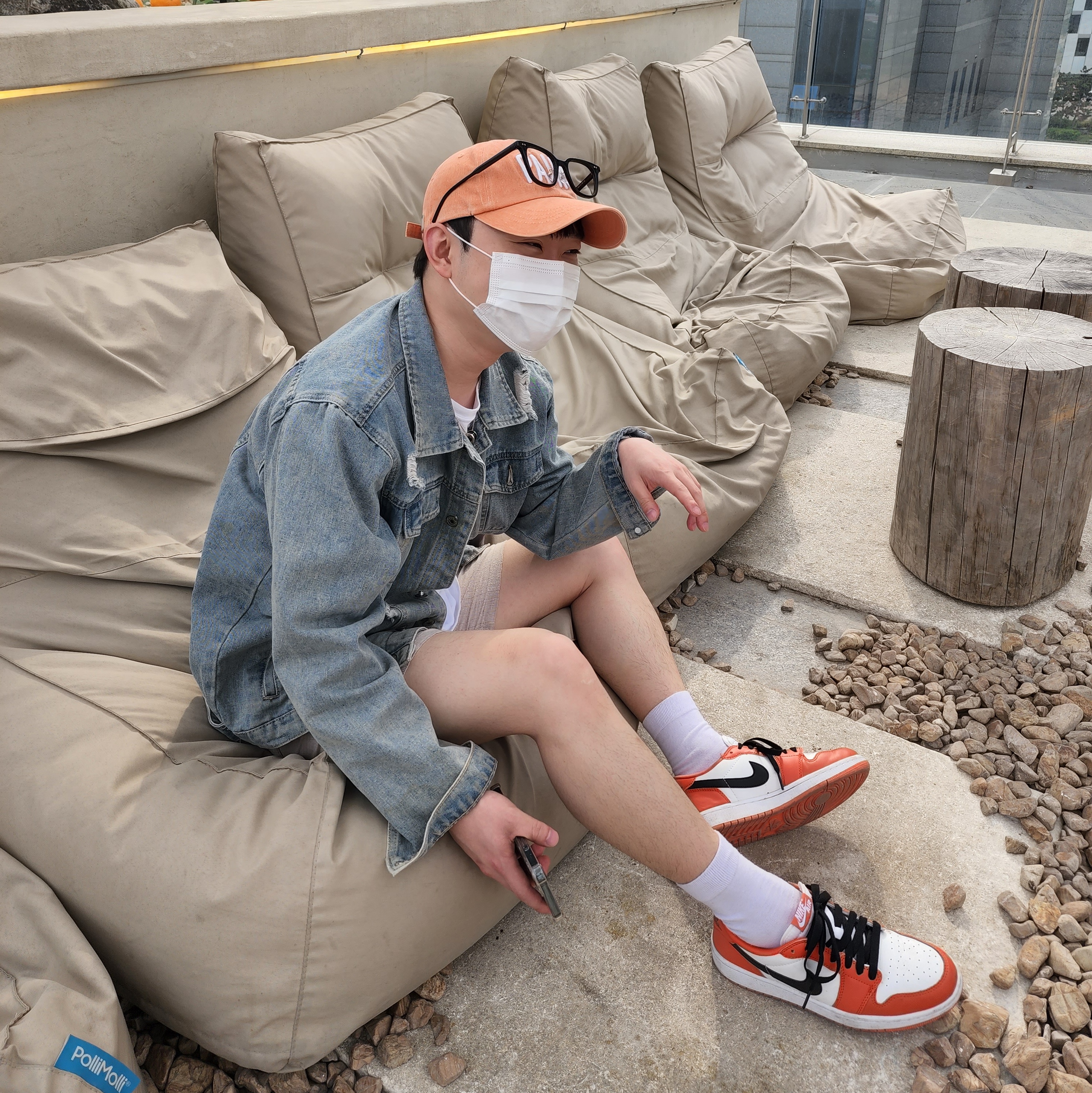 Jordan 1 Low OG Starfish 착용 스타일