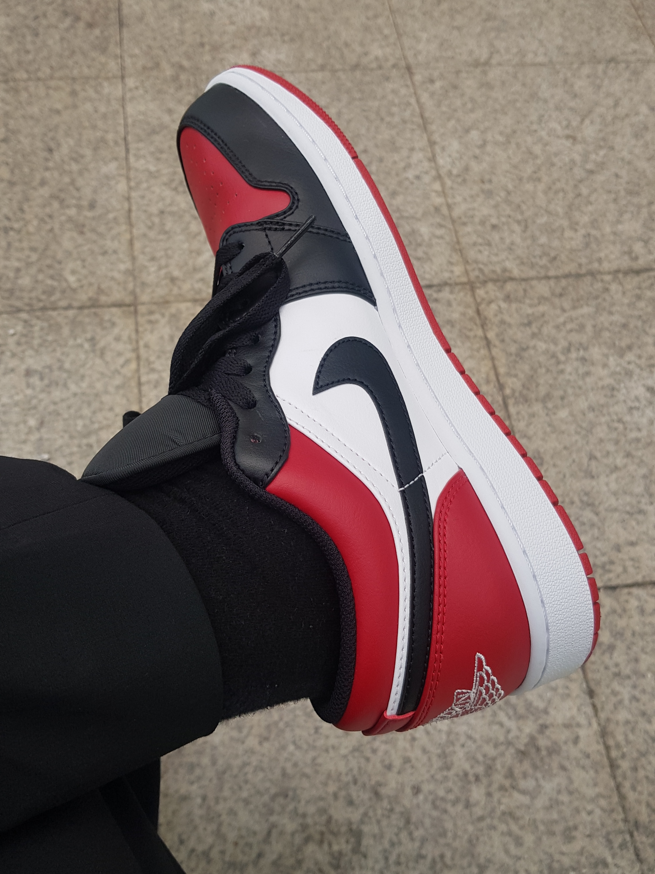 Jordan 1 Low Bred Toe 착용 스타일