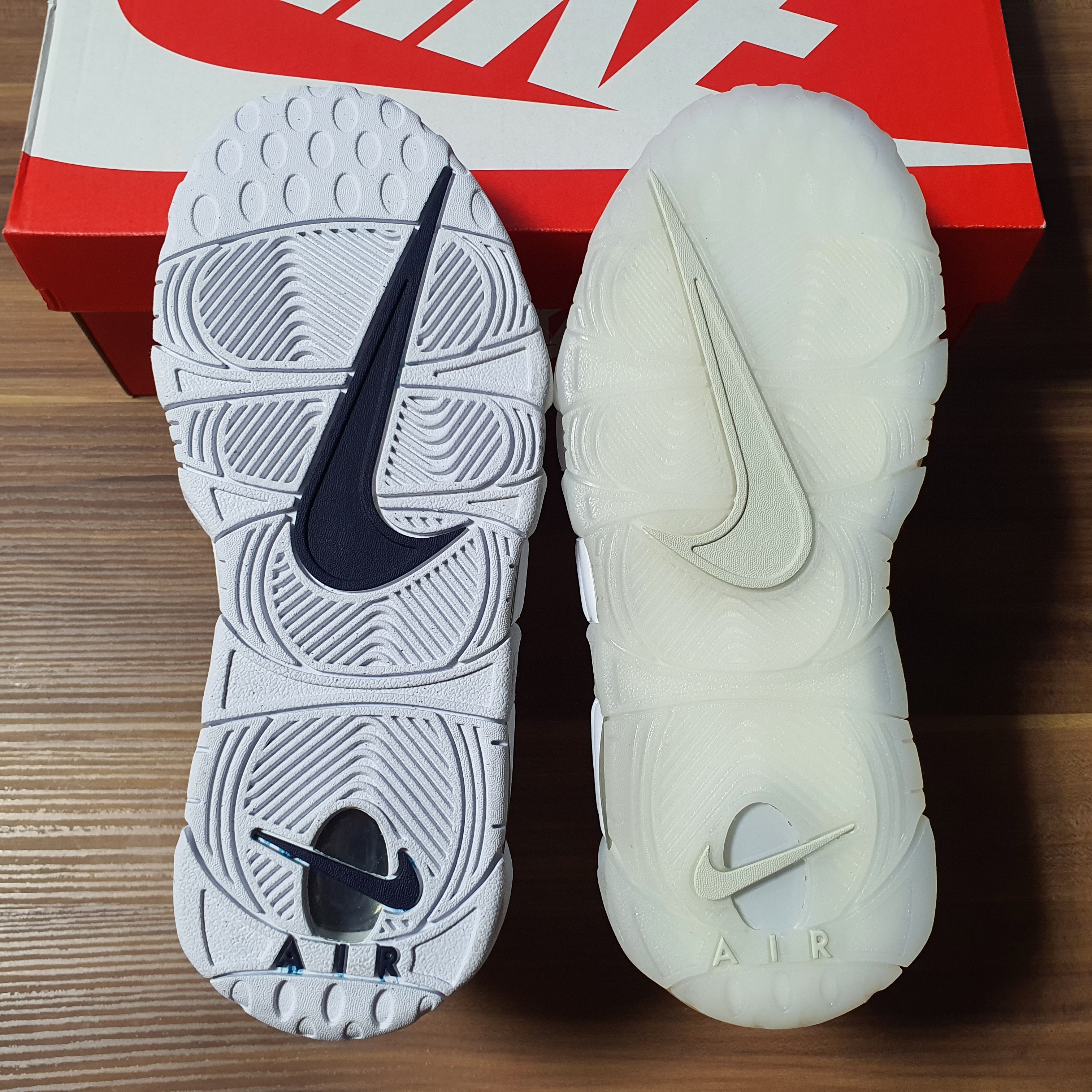 Nike Air More Uptempo 96 Copy and Paste White, Nike Air More Uptempo 96 White Midnight Navy 착용 스타일 - 5